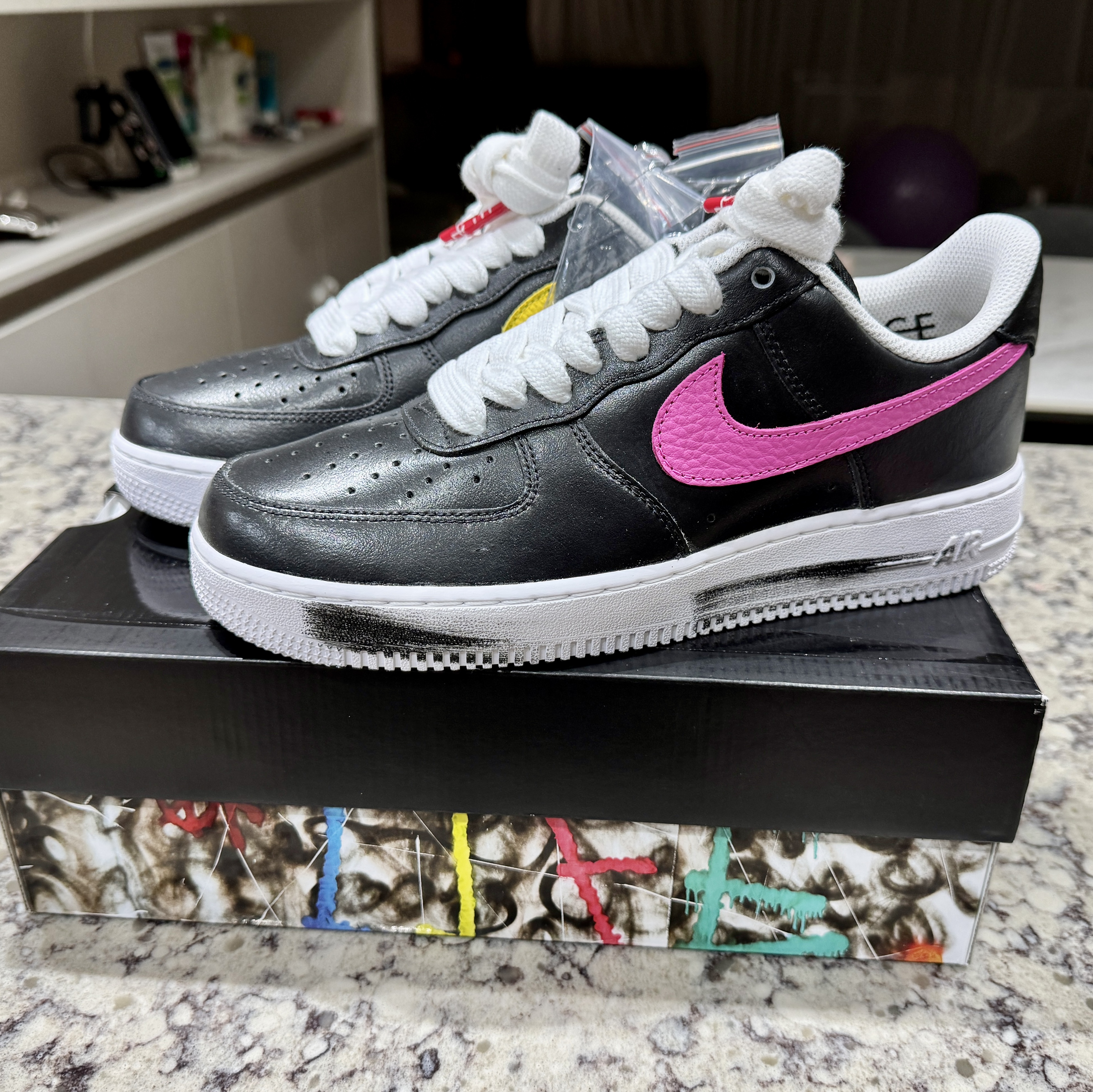 Nike x Peaceminusone Air Force 1 Low Para-Noise 3.0 Black and Multicolor 착용 스타일 - 2