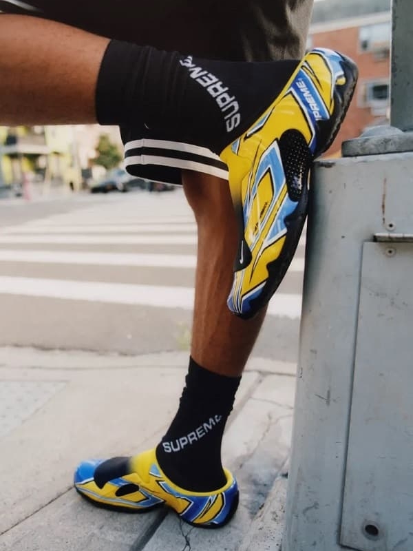Supreme x Nike Crew Socks Black - 24FW 착용 스타일 - 1