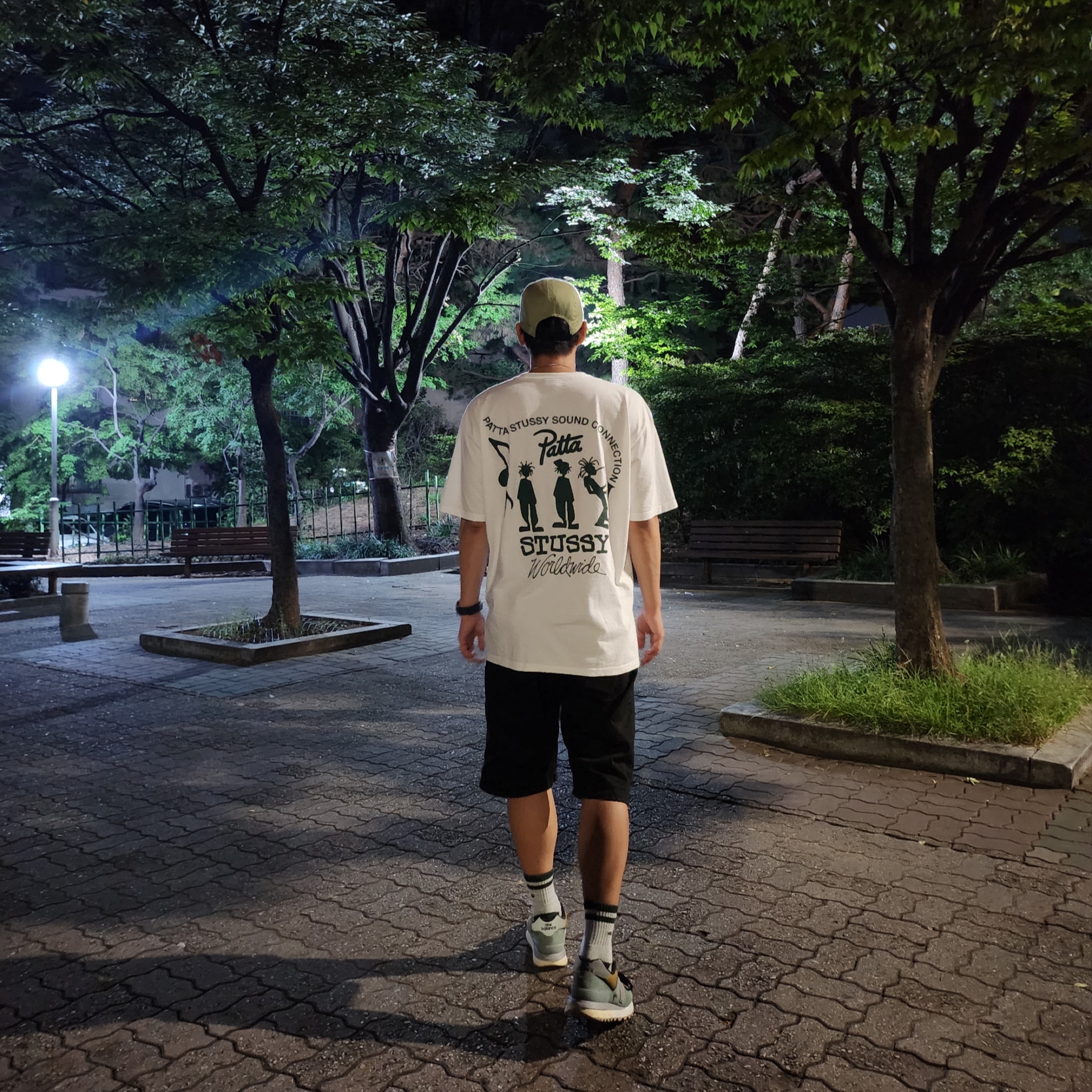 Supreme Washed Chino Twill Camp Cap Light Olive - 24SS, New Balance x Stone Island 574 Legacy Light Green 착용 스타일 - 2