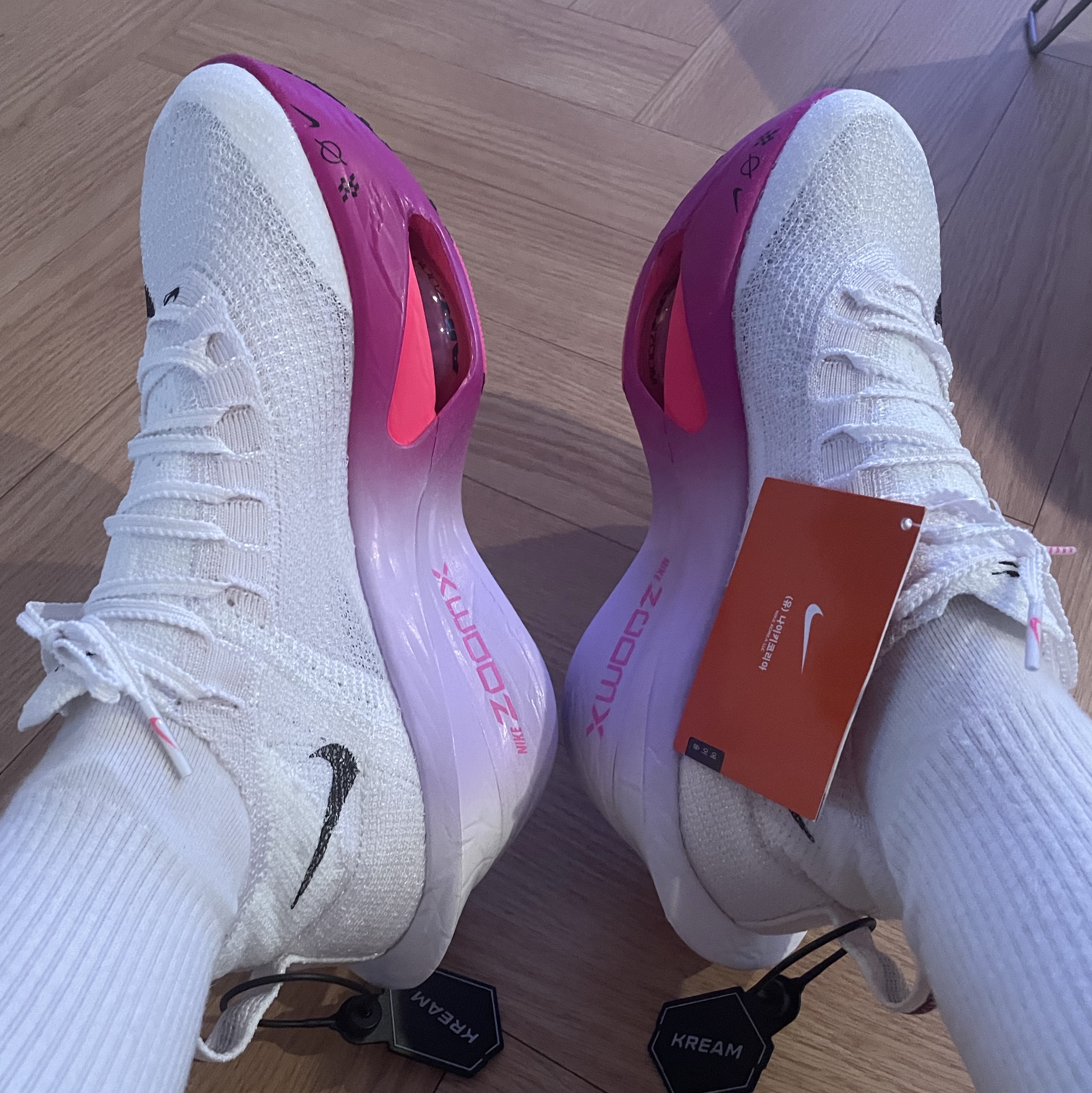 Nike Air Zoom Alphafly Next% 3 Hyper Pink 착용 스타일