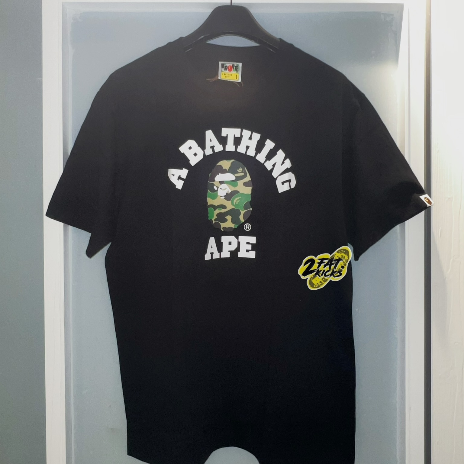 BAPE ABC Camo College T-Shirt Black Green, BAPE ABC Camo College T-Shirt White Green 착용 스타일 - 4