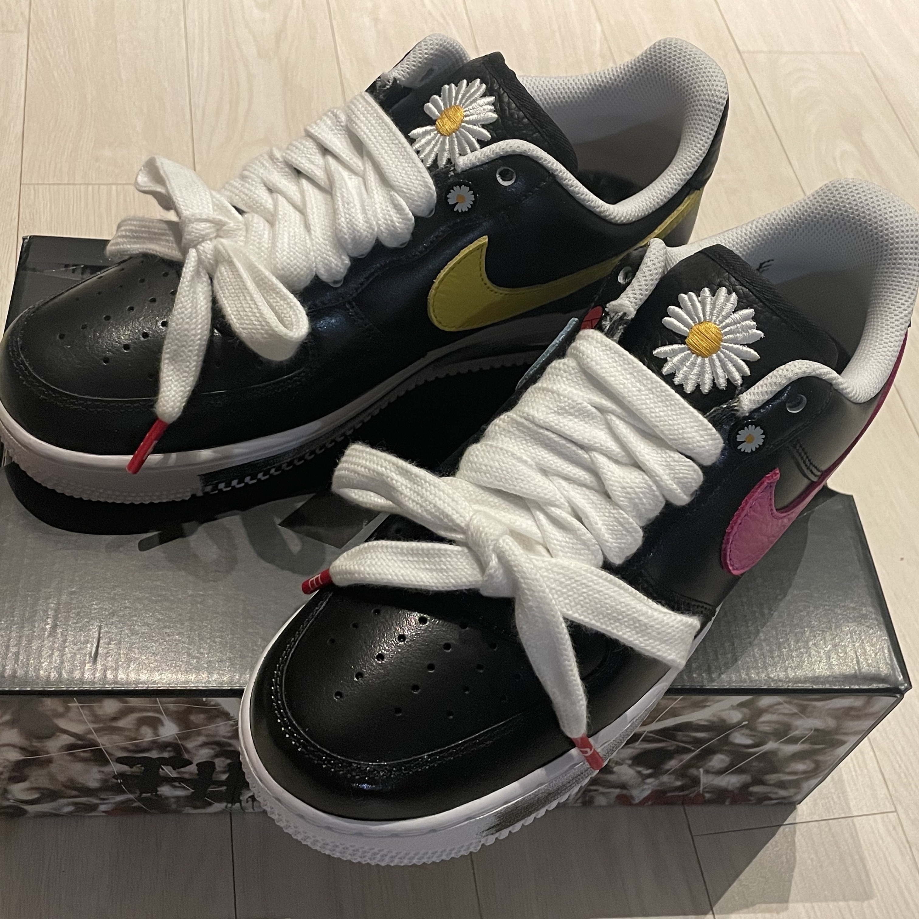 Nike x Peaceminusone Air Force 1 Low Para-Noise 3.0 Black and Multicolor 착용 스타일