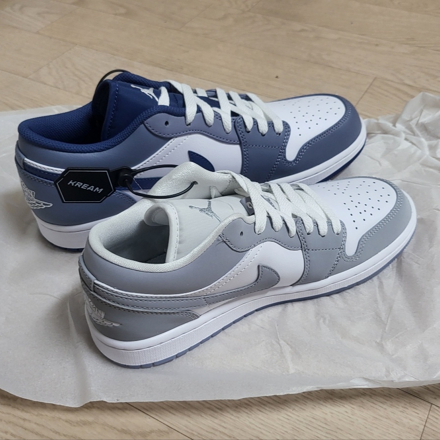 (W) Jordan 1 Low White Wolf Grey 착용 스타일