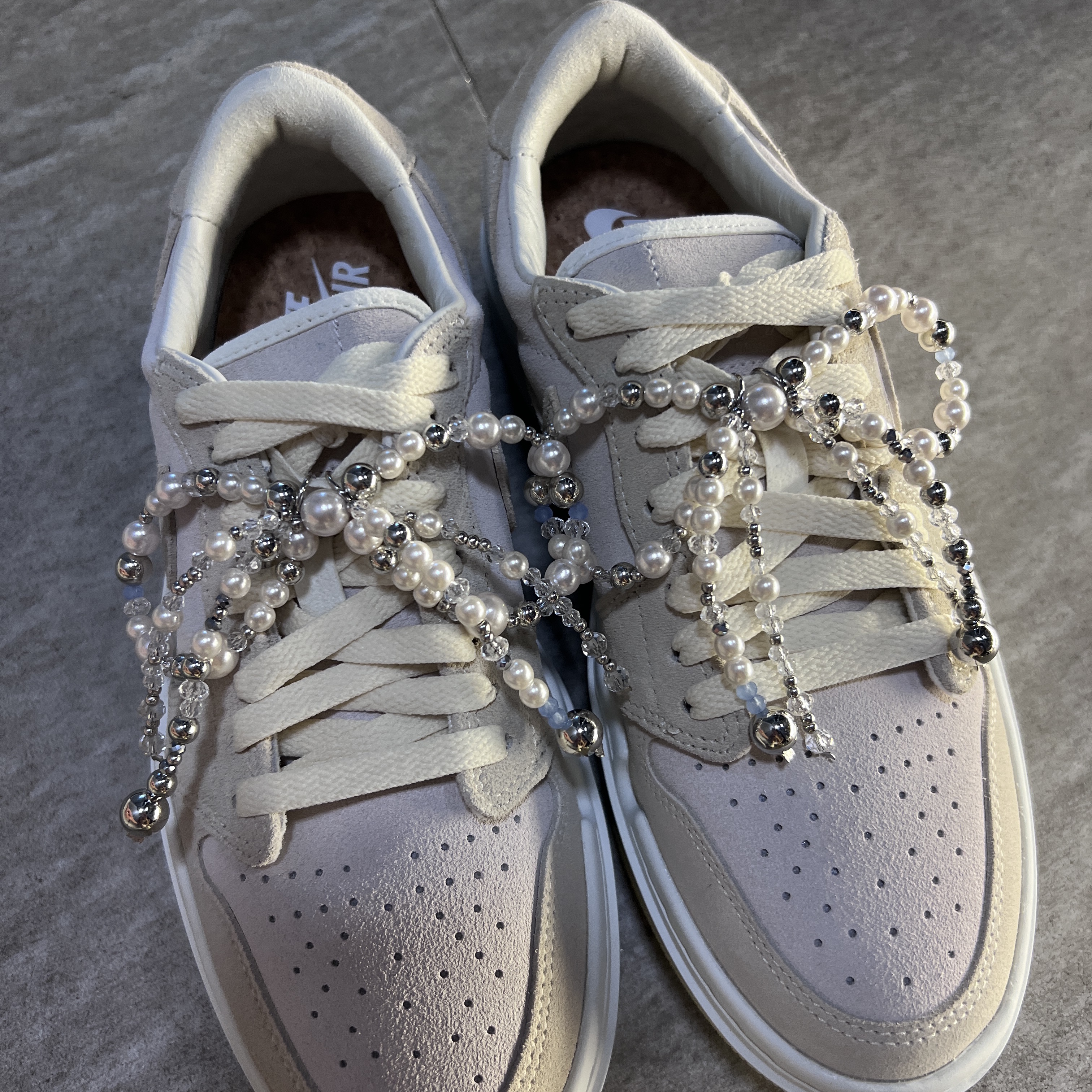 (W) Jordan 1 Elevate Low Coconut Milk 착용 스타일 - 1