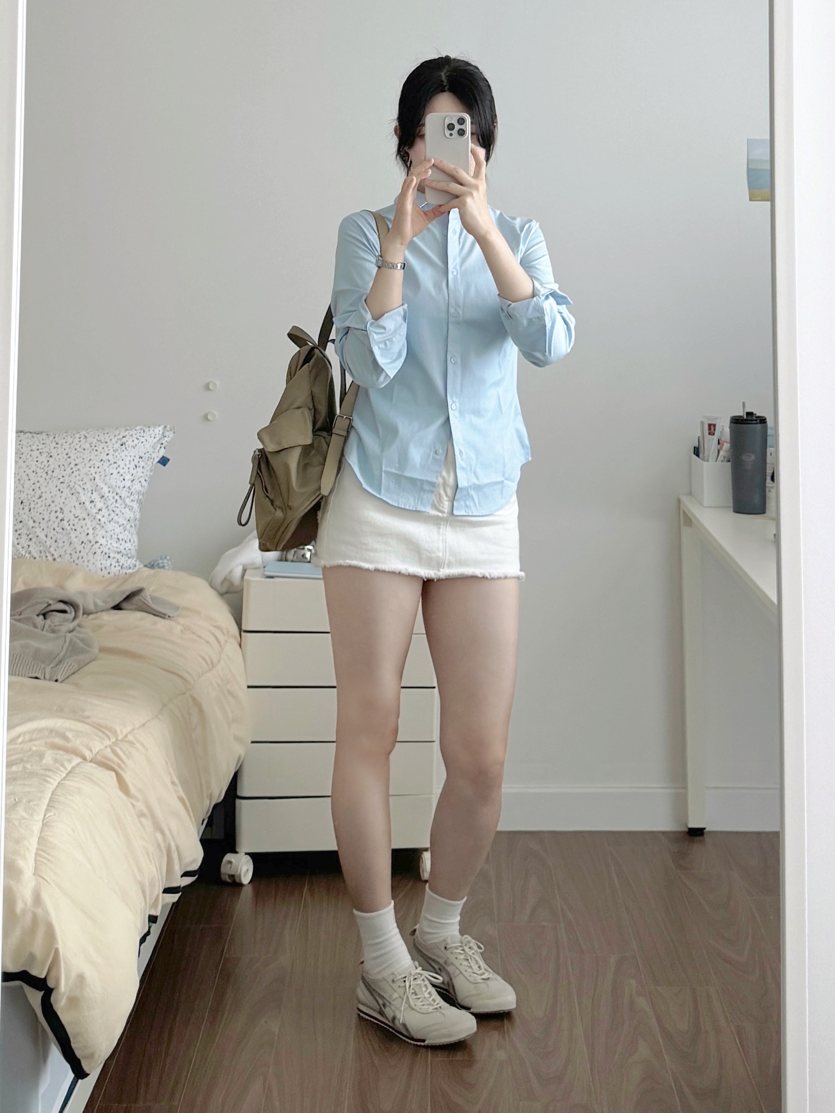 Vunque Occam Doux Double Pocket Backpack M Light Beige, Onitsuka Tiger Mexico 66 SD Birch Silver 착용 스타일 - 4