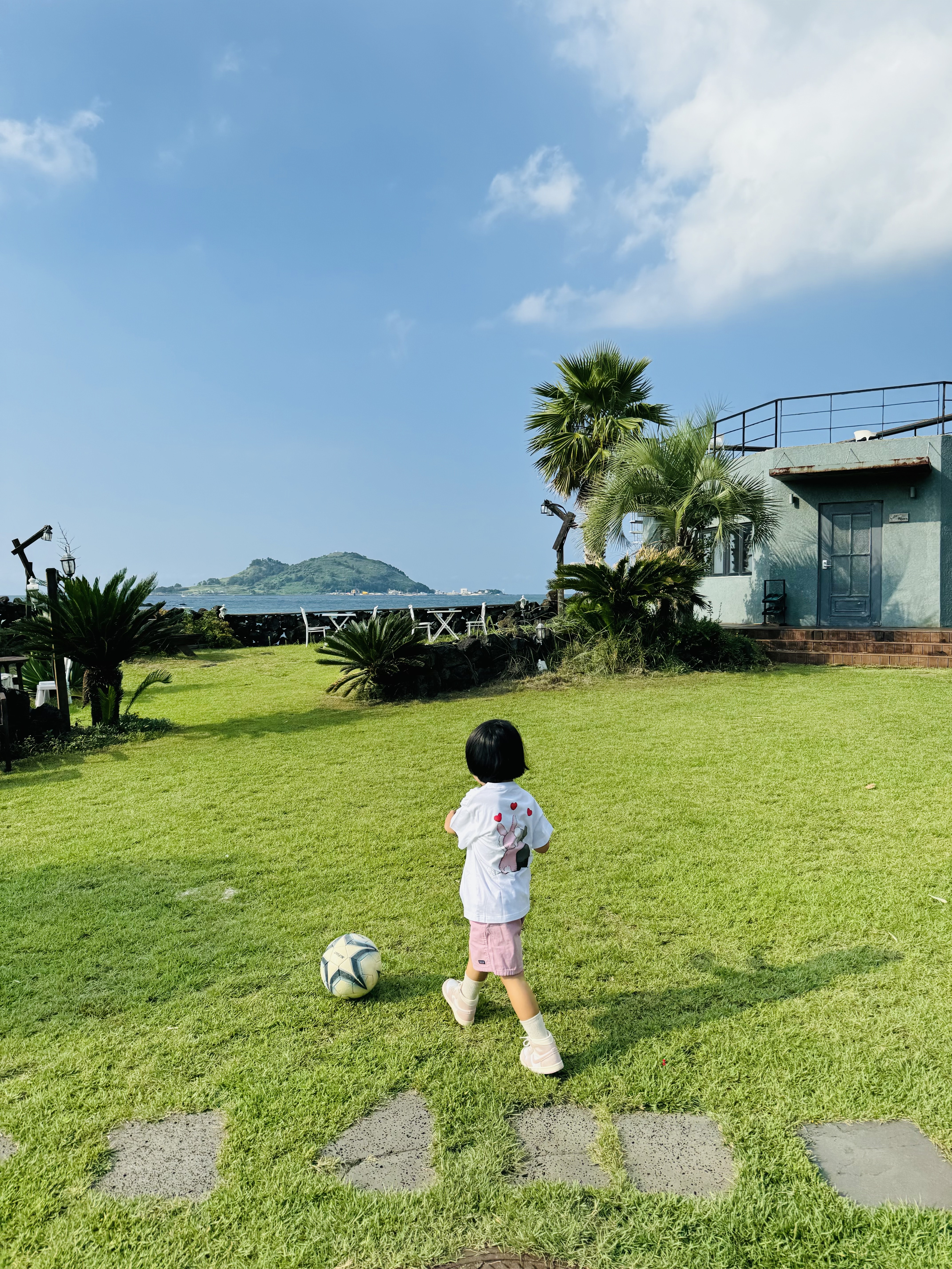 (Kids) Patagonia Funhoggers Cotton Shorts Sunfade Pink, (TD) Jordan 1 Retro High OG Coconut Milk and Sail 착용 스타일 - 8