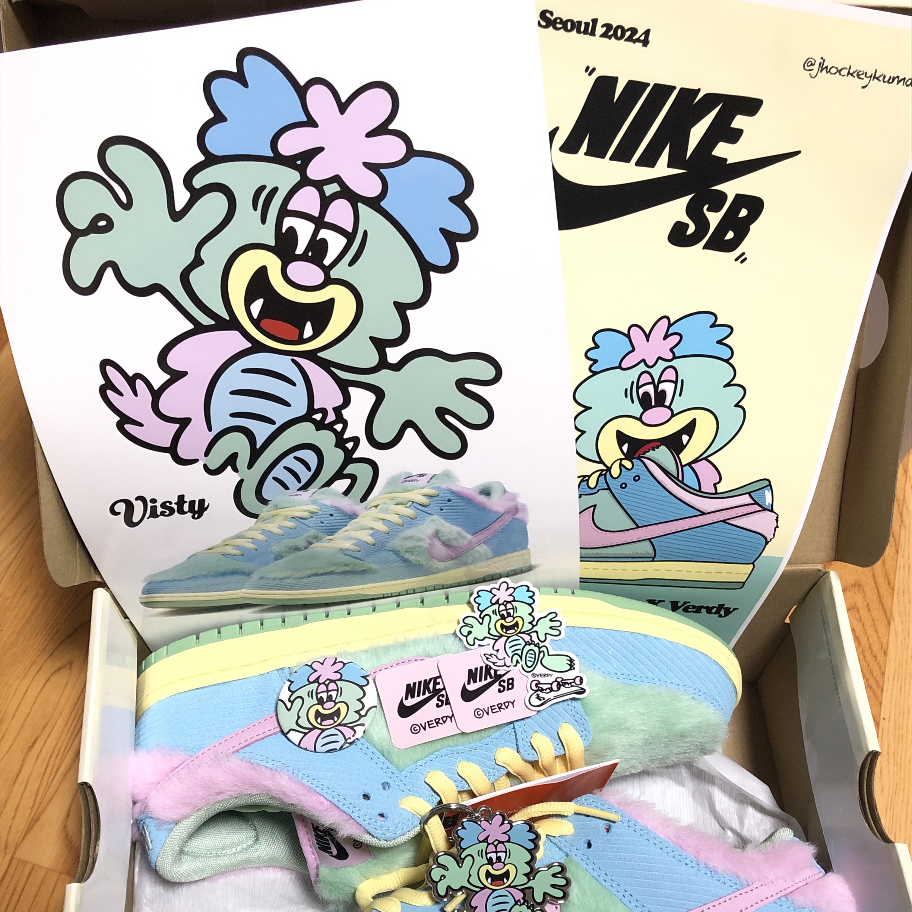 Nike x Verdy SB Dunk Low Pro Blue Gaze and Enamel Green 착용 스타일 - 2