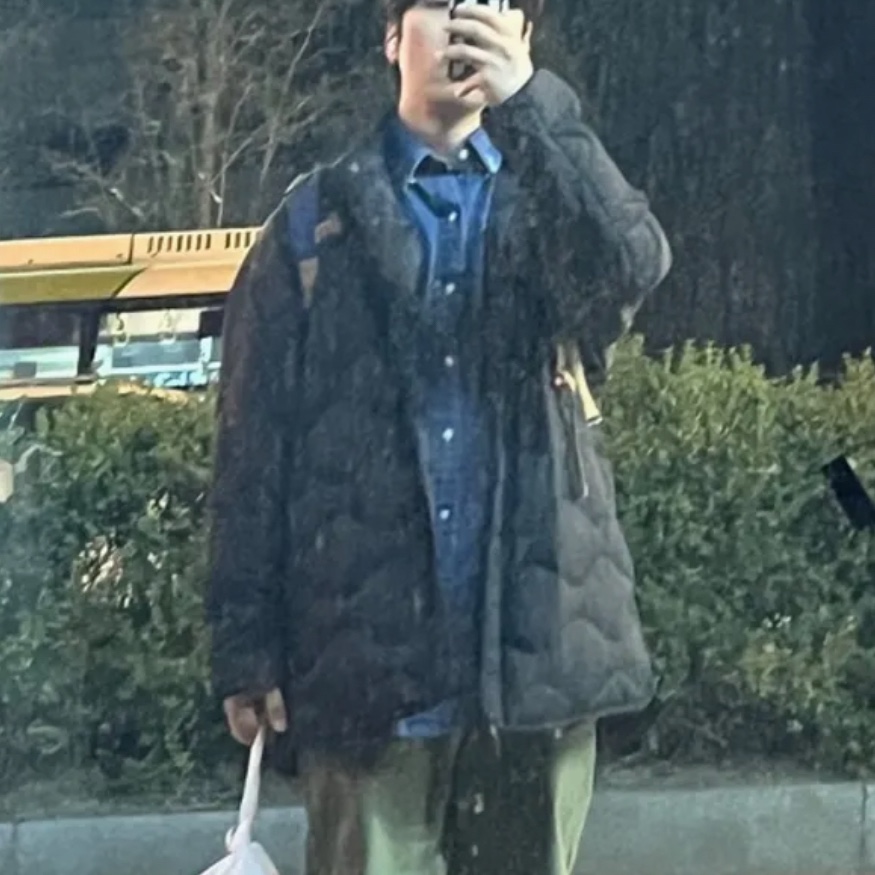 [30%적립] Polo Ralph Lauren Custom Fit Denim Shirt Navy 착용 스타일