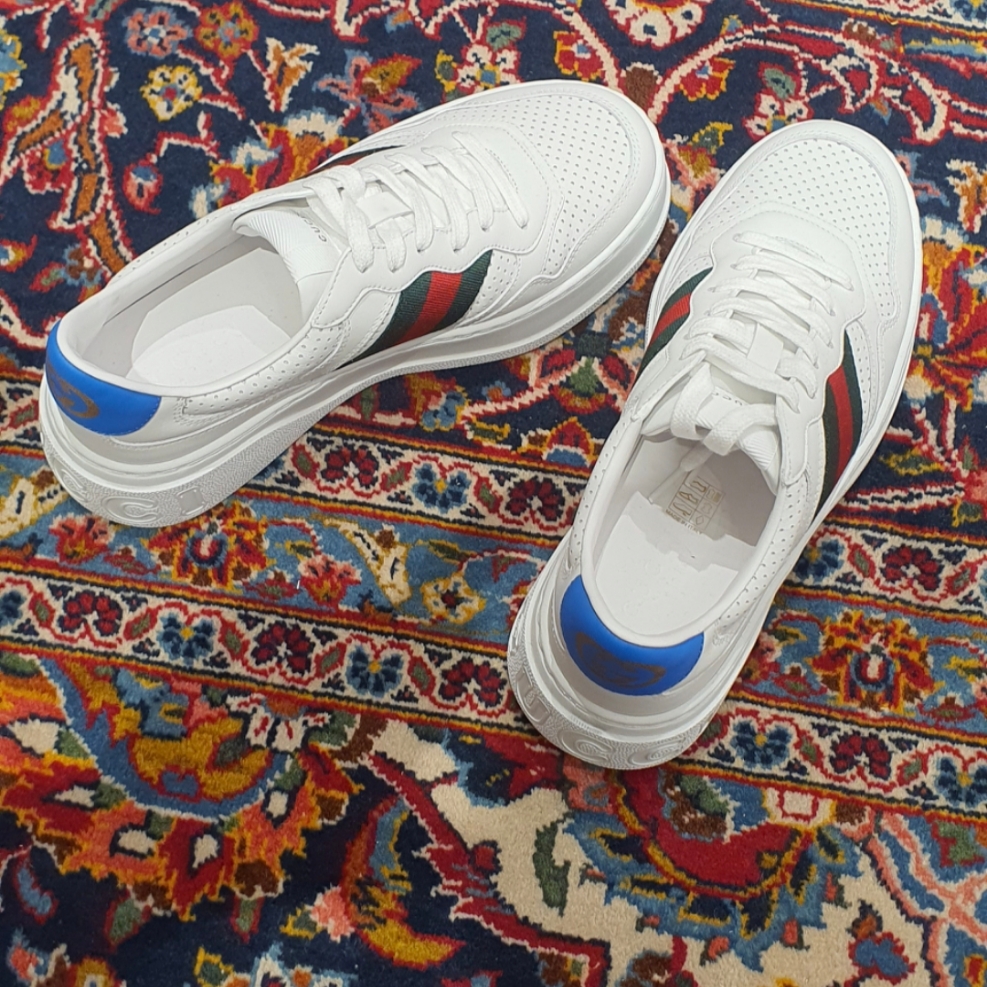 Gucci Sneakers in Leather with Web White Blue 착용 스타일 - 8