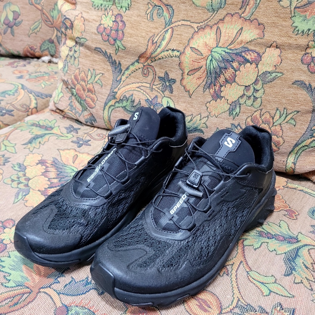 Salomon Speedverse PRG Black Alloy Black 착용 스타일
