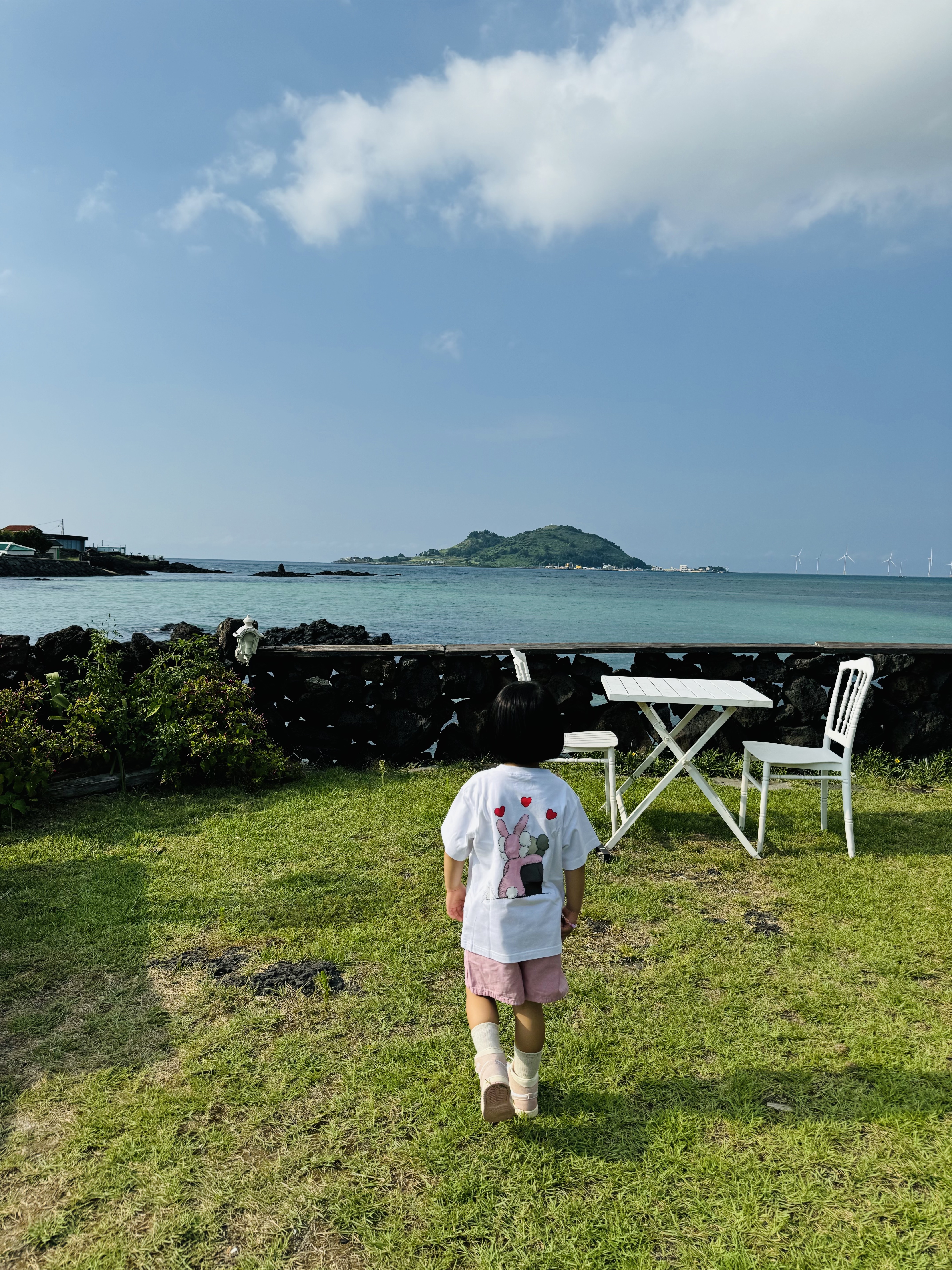 (Kids) Patagonia Funhoggers Cotton Shorts Sunfade Pink, (TD) Jordan 1 Retro High OG Coconut Milk and Sail 착용 스타일 - 2