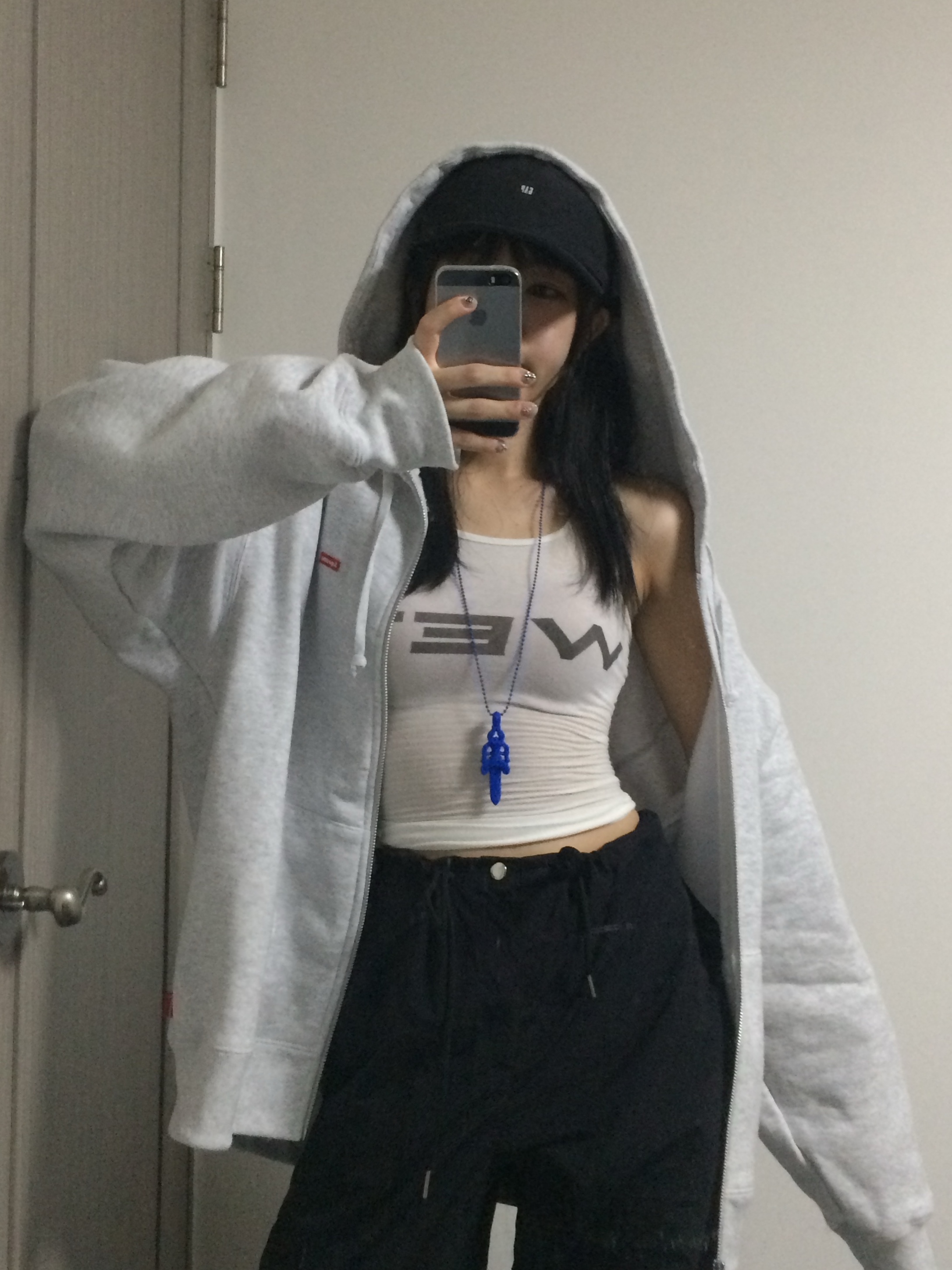 Yeezy Gap Engineered By Balenciaga Foldable Cap Black, Chrome Hearts Silichrome Dagger Pendant Blue 2023 착용 스타일 - 2