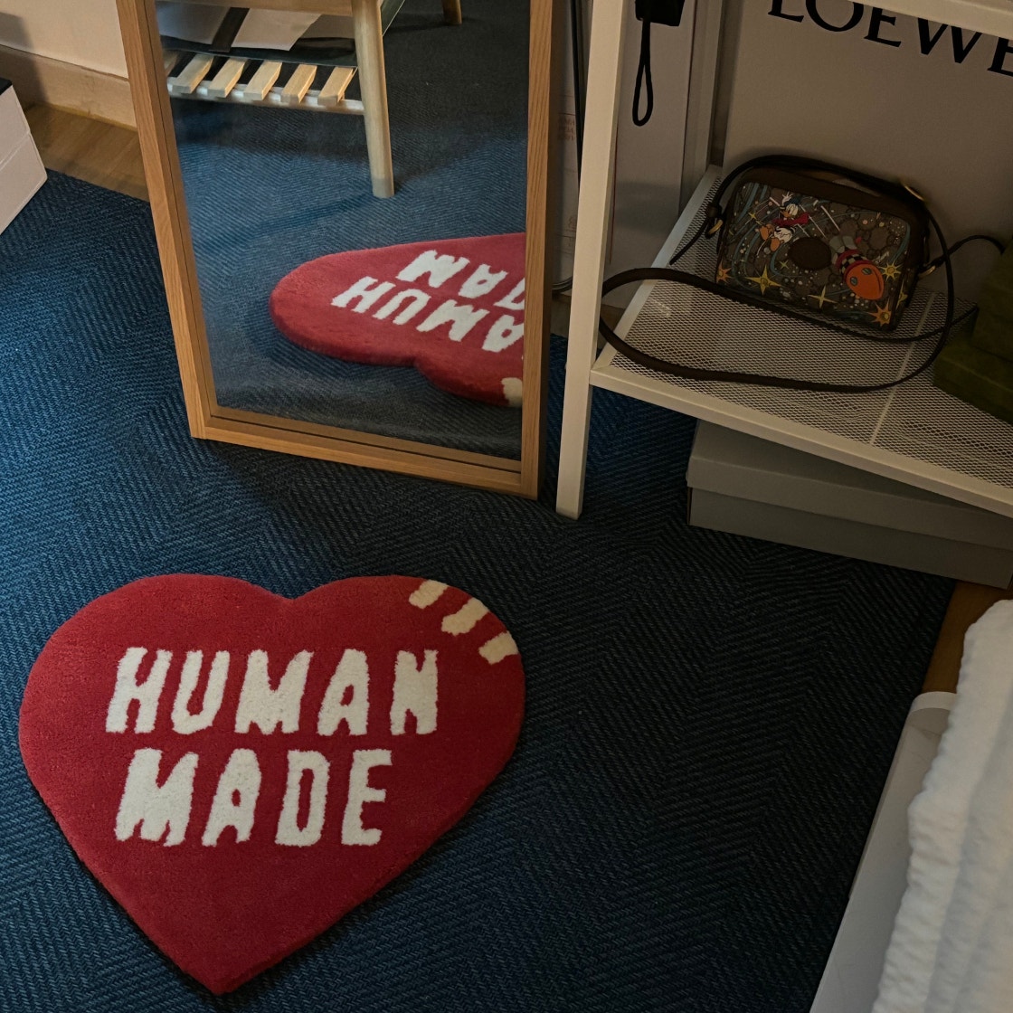 휴먼 메이드 하트 러그 스몰 레드 | Human Made | KREAM