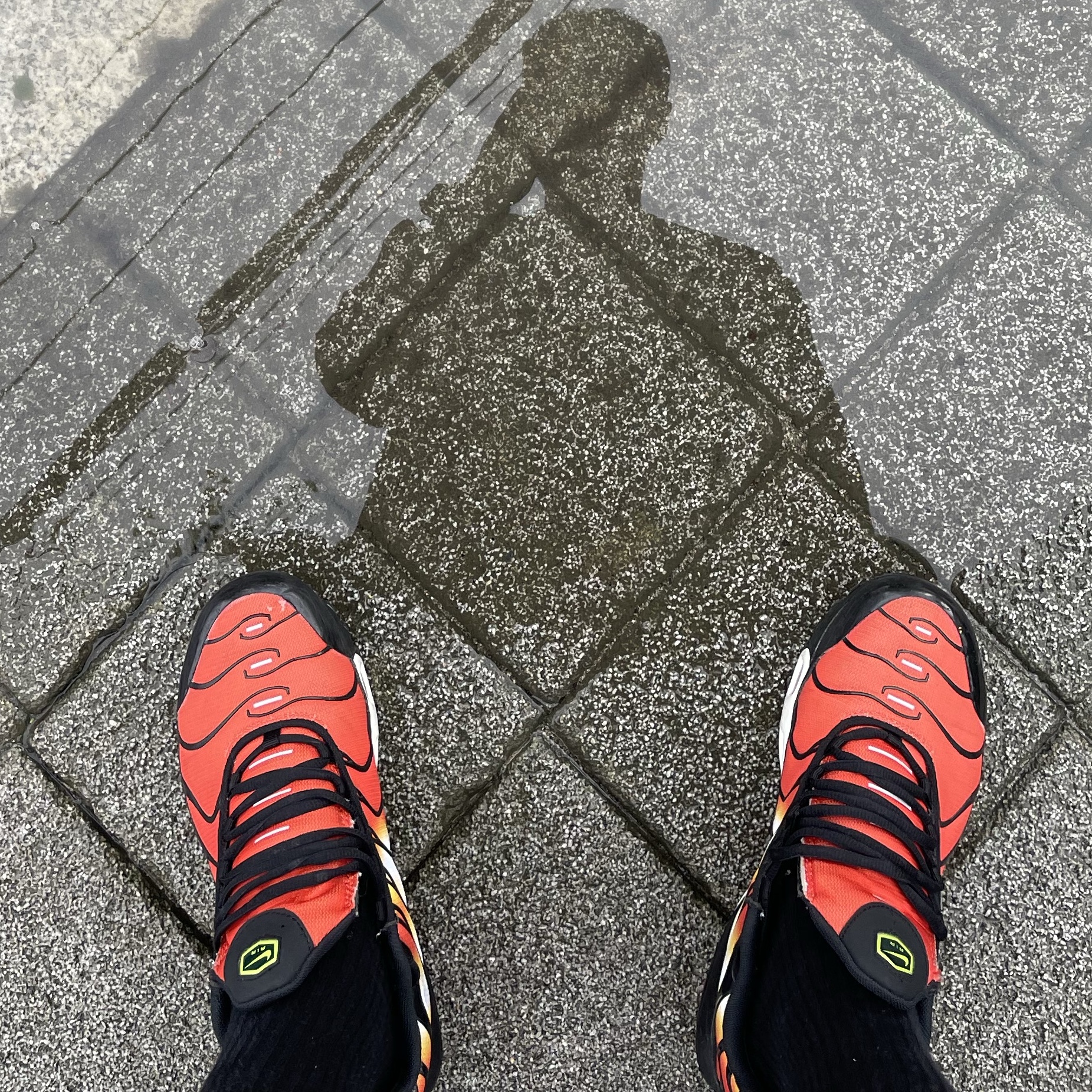 Nike Air Max Plus Sunset Gradient 착용 스타일 - 3