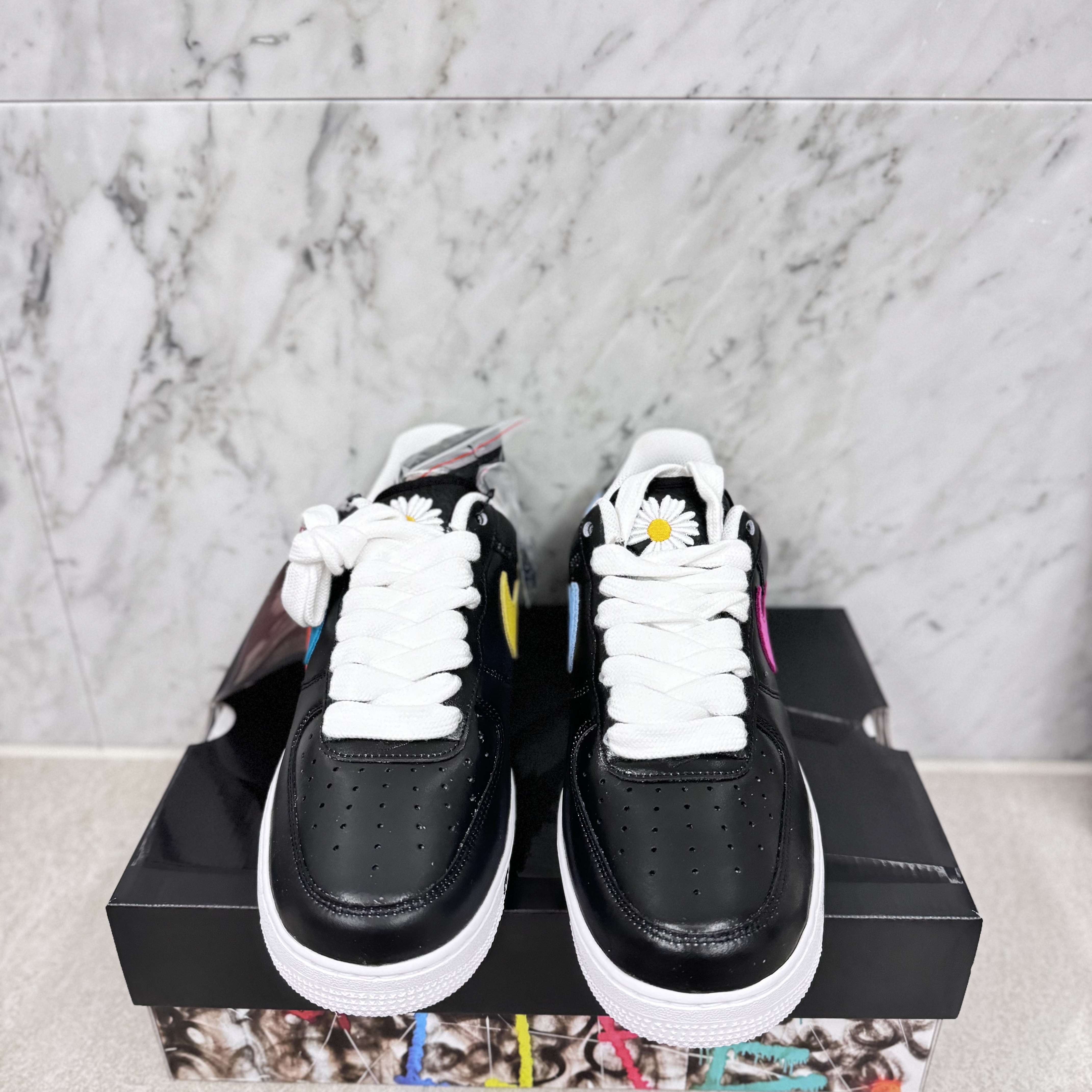 Nike x Peaceminusone Air Force 1 Low Para-Noise 3.0 Black and Multicolor 착용 스타일 - 3