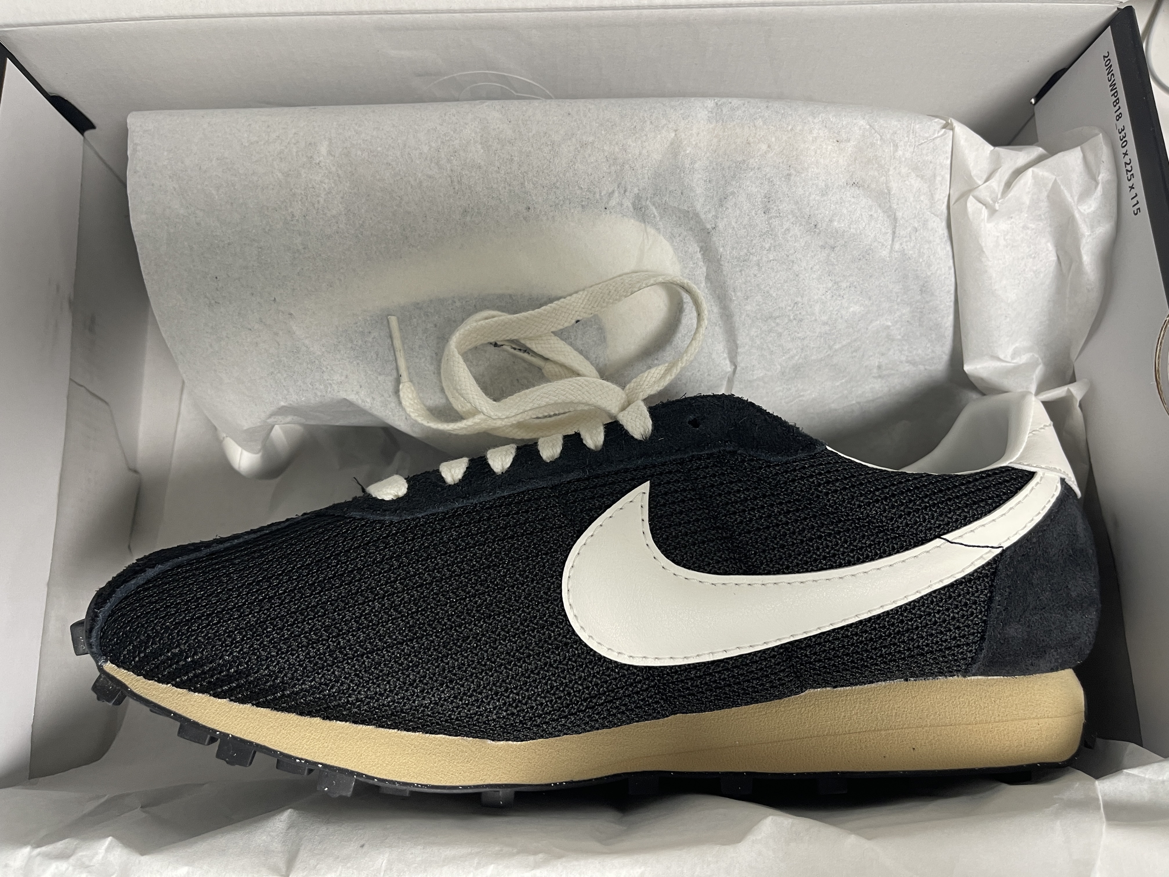 Nike LD-1000 SP Black and Sail 착용 스타일 - 3