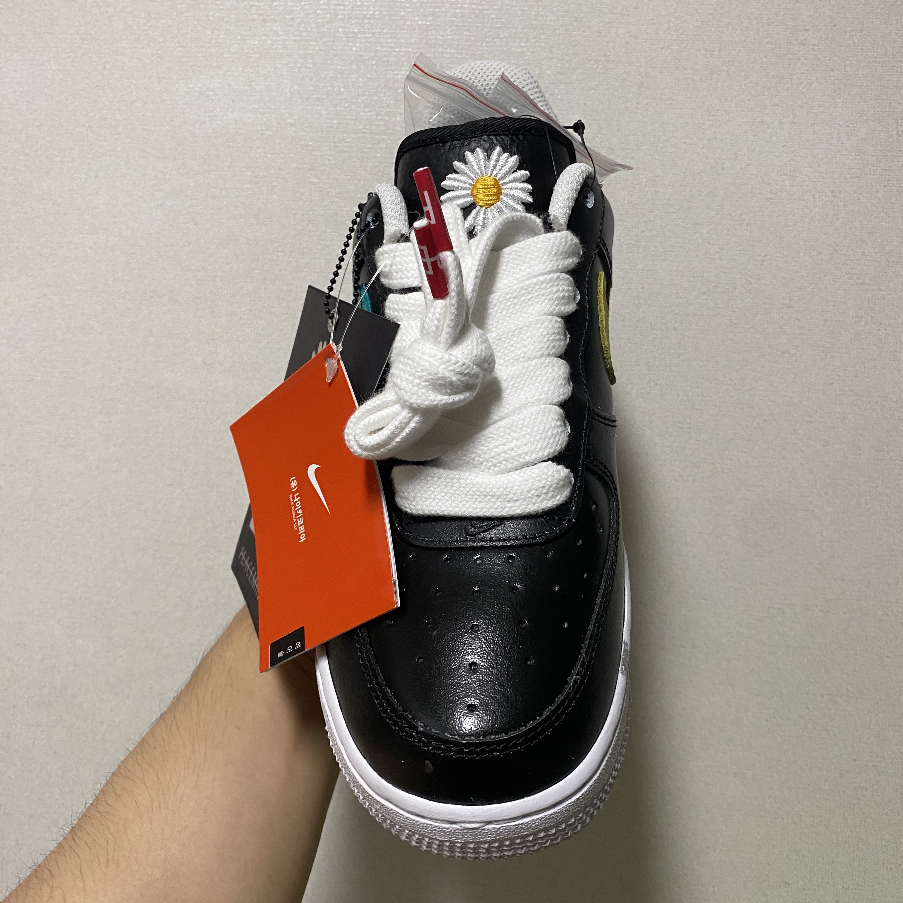 Nike x Peaceminusone Air Force 1 Low Para-Noise 3.0 Black and Multicolor 착용 스타일