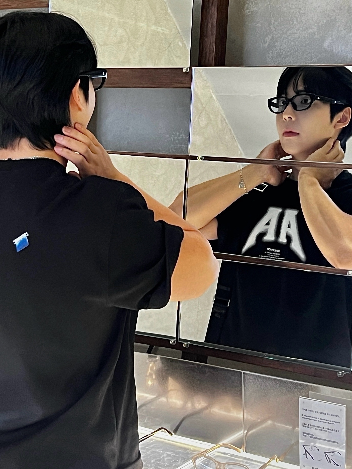 Ader Error Nolc Logo T-Shirt Noir, Ader Error Twin Heart Bracelet Silver 착용 스타일 - 2