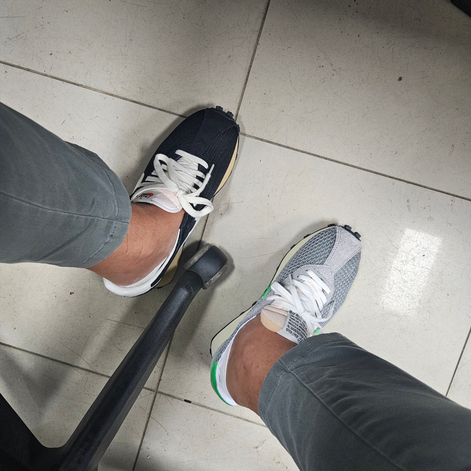 Nike x Stussy LD-1000 SP Particle Gray Green Fossil, Nike LD-1000 SP Black and Sail 착용 스타일