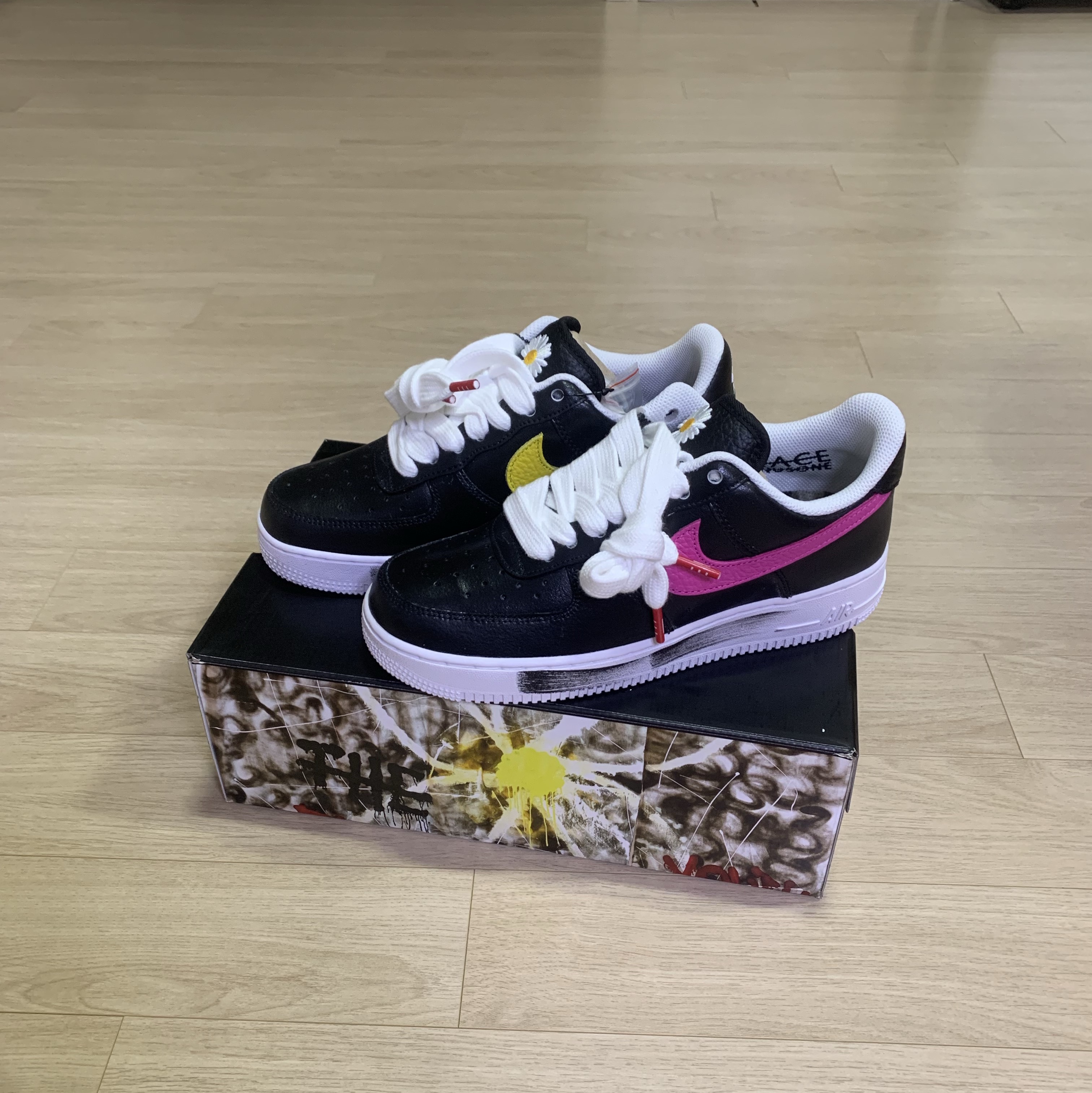 Nike x Peaceminusone Air Force 1 Low Para-Noise 3.0 Black and Multicolor 착용 스타일 - 3
