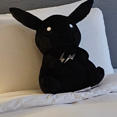 Fragment x Pokemon INN Thunderbolt Project TBP Plush Pikachu L Black 착용 스타일