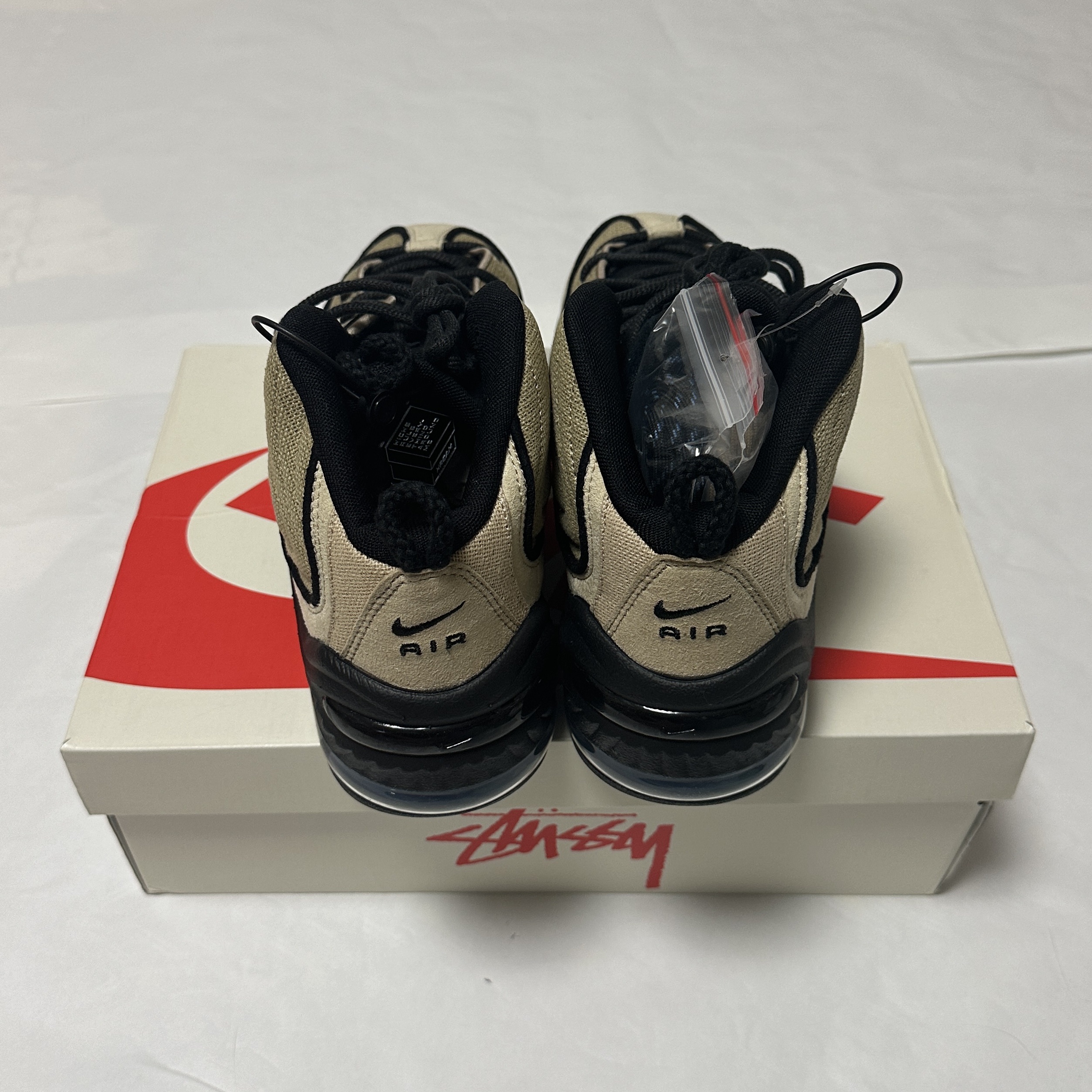 Nike x Stussy Air Penny II Rattan and Limestone 착용 스타일 - 2
