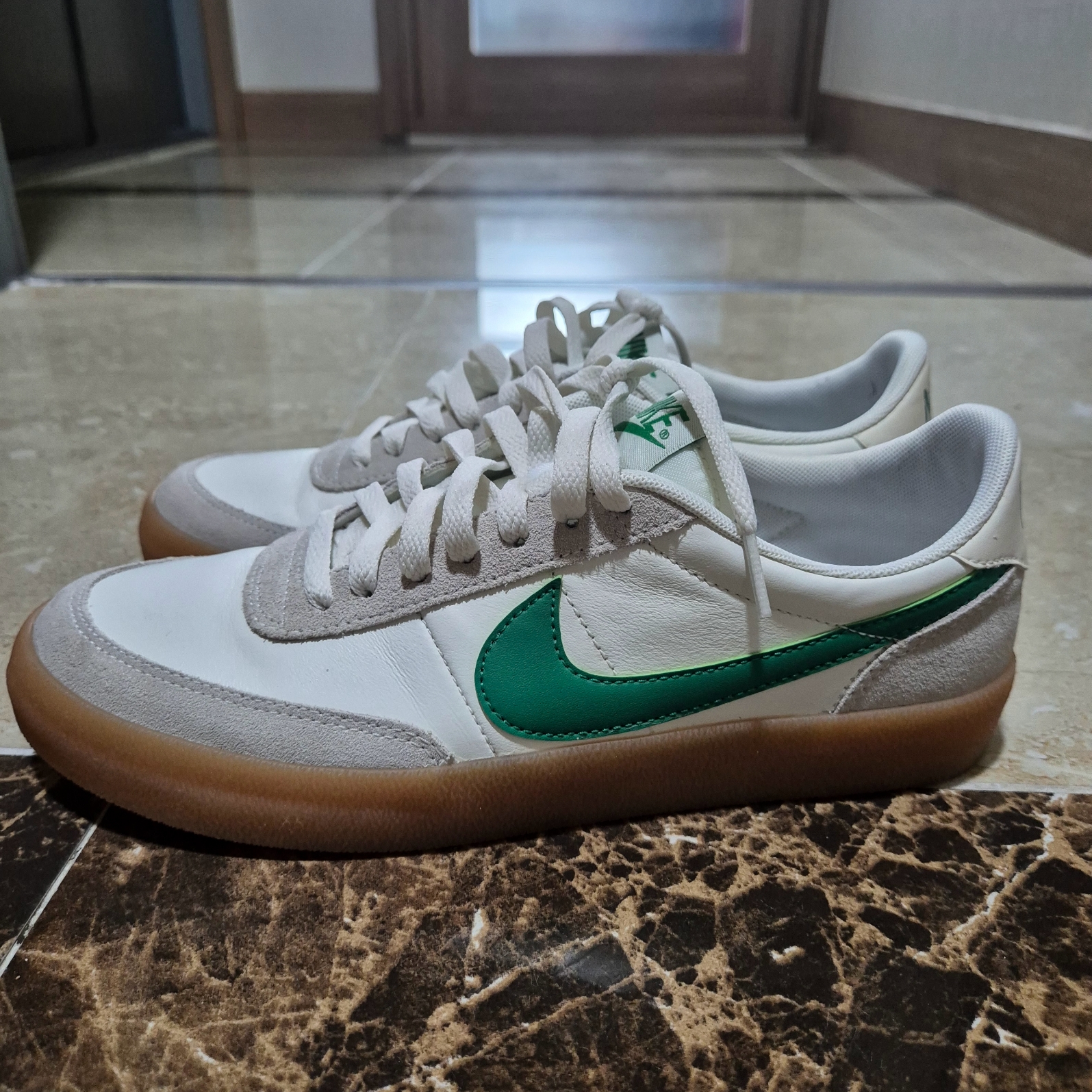 Nike x J.Crew Killshot 2 Lucid Green 착용 스타일 - 1