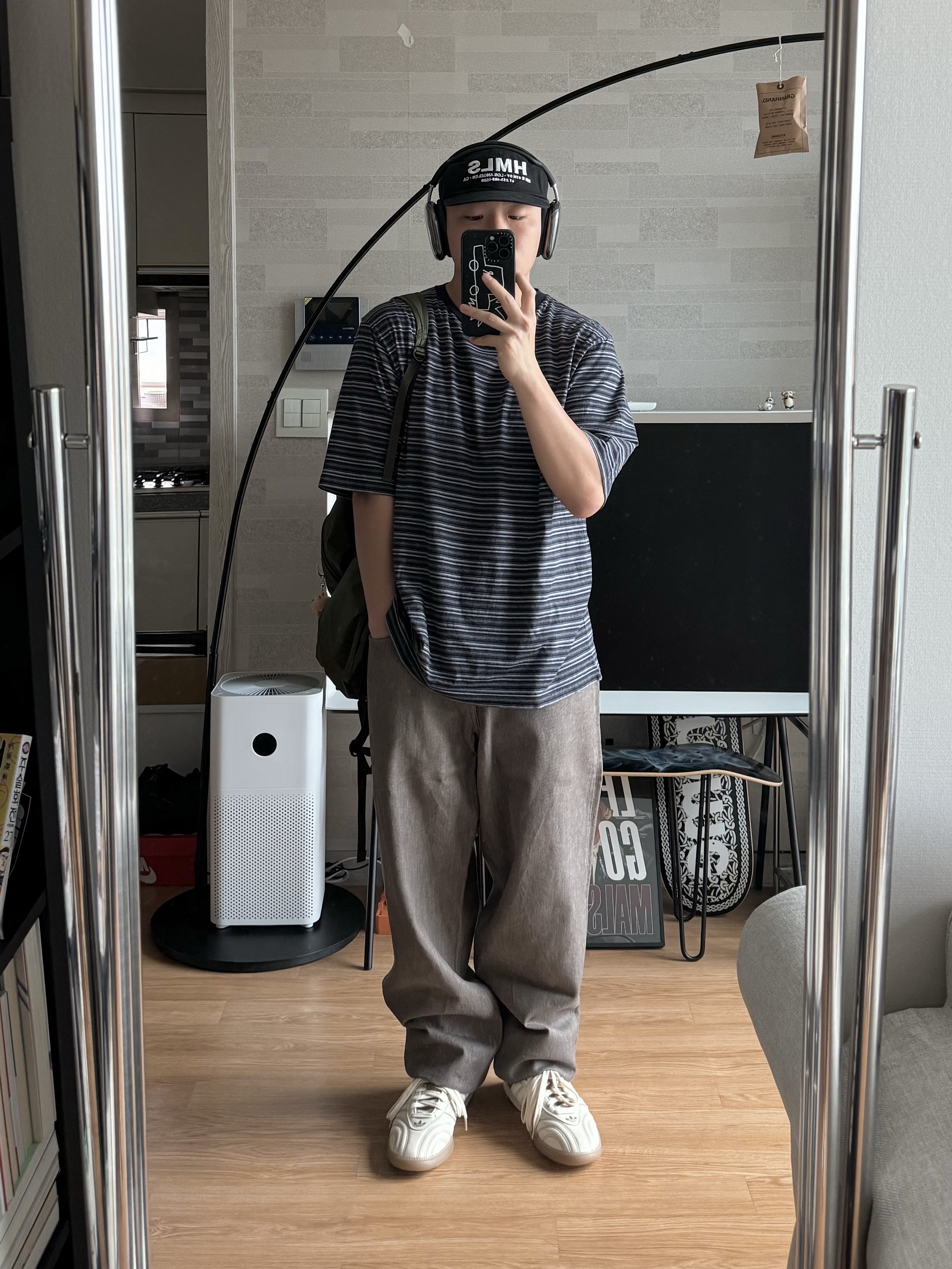 Auralee Hard Twist Brown Denim 5P Pants Mocha Brown - 23AW, Adidas x Wales Bonner Samba Millennium Wonder White Brown 착용 스타일