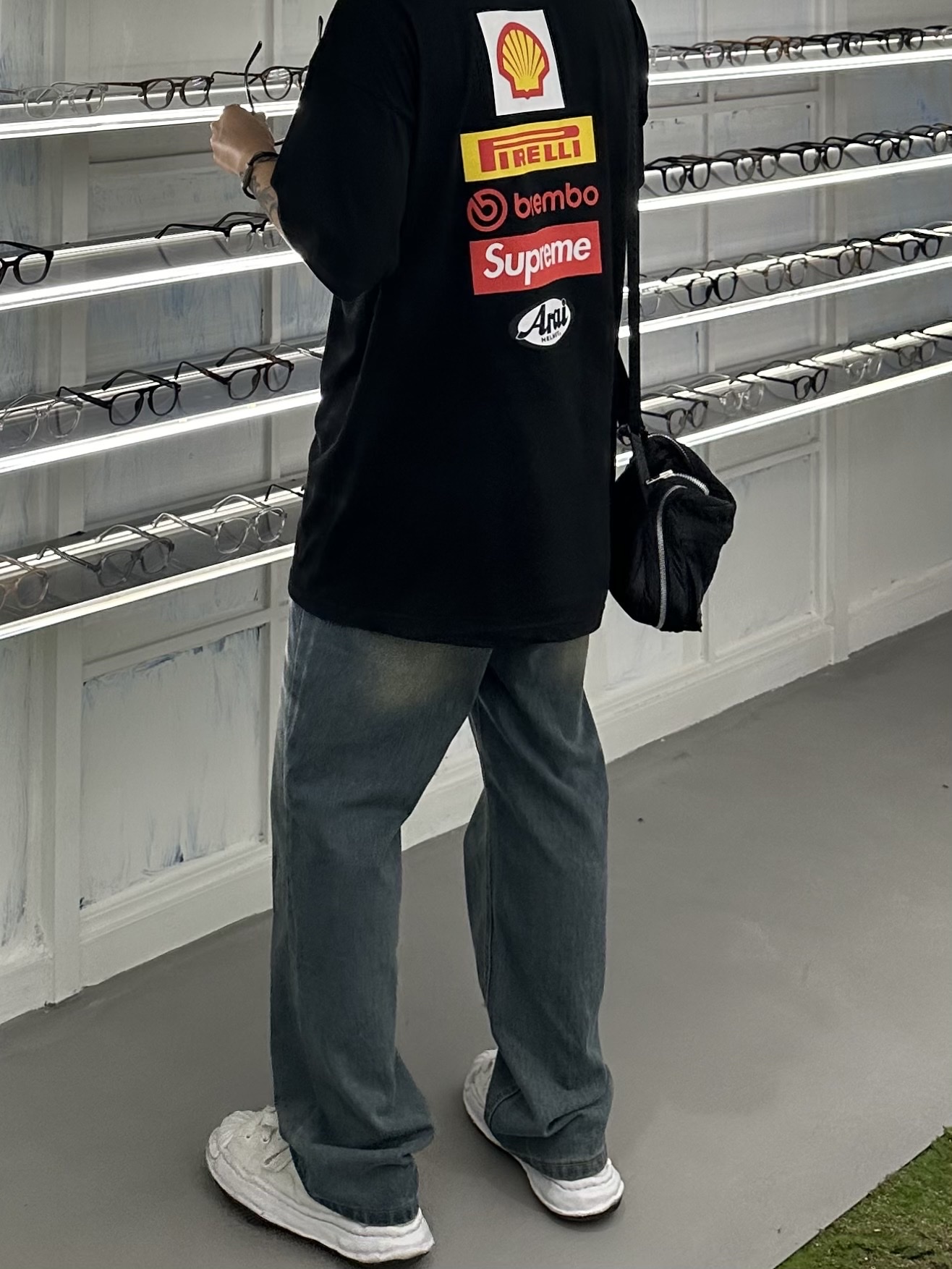 Porter Force Shoulder Bag S Black, Supreme x Ducati Logos T-Shirt Black - 24SS 착용 스타일 - 2