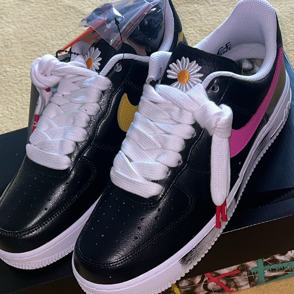 Nike x Peaceminusone Air Force 1 Low Para-Noise 3.0 Black and Multicolor 착용 스타일 - 2