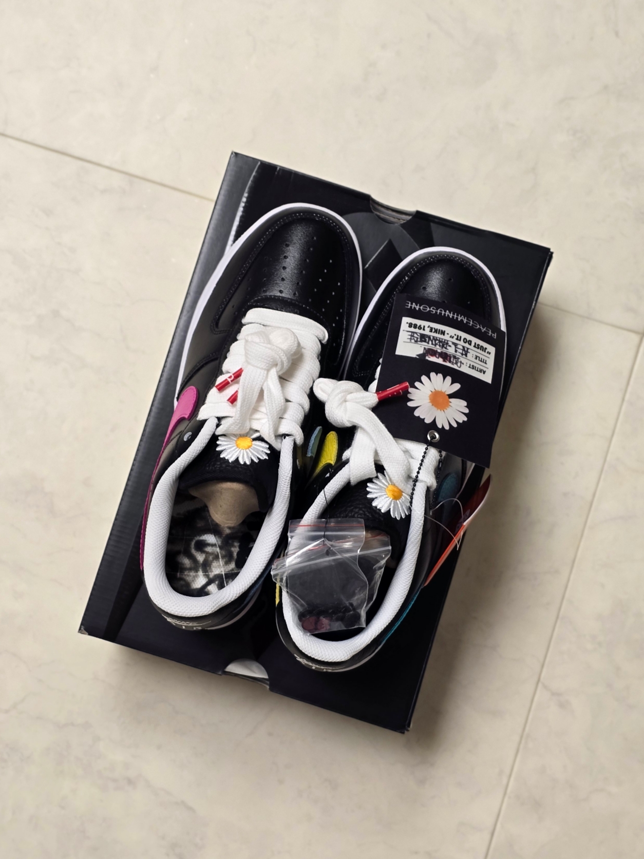 Nike x Peaceminusone Air Force 1 Low Para-Noise 3.0 Black and Multicolor 착용 스타일 - 3