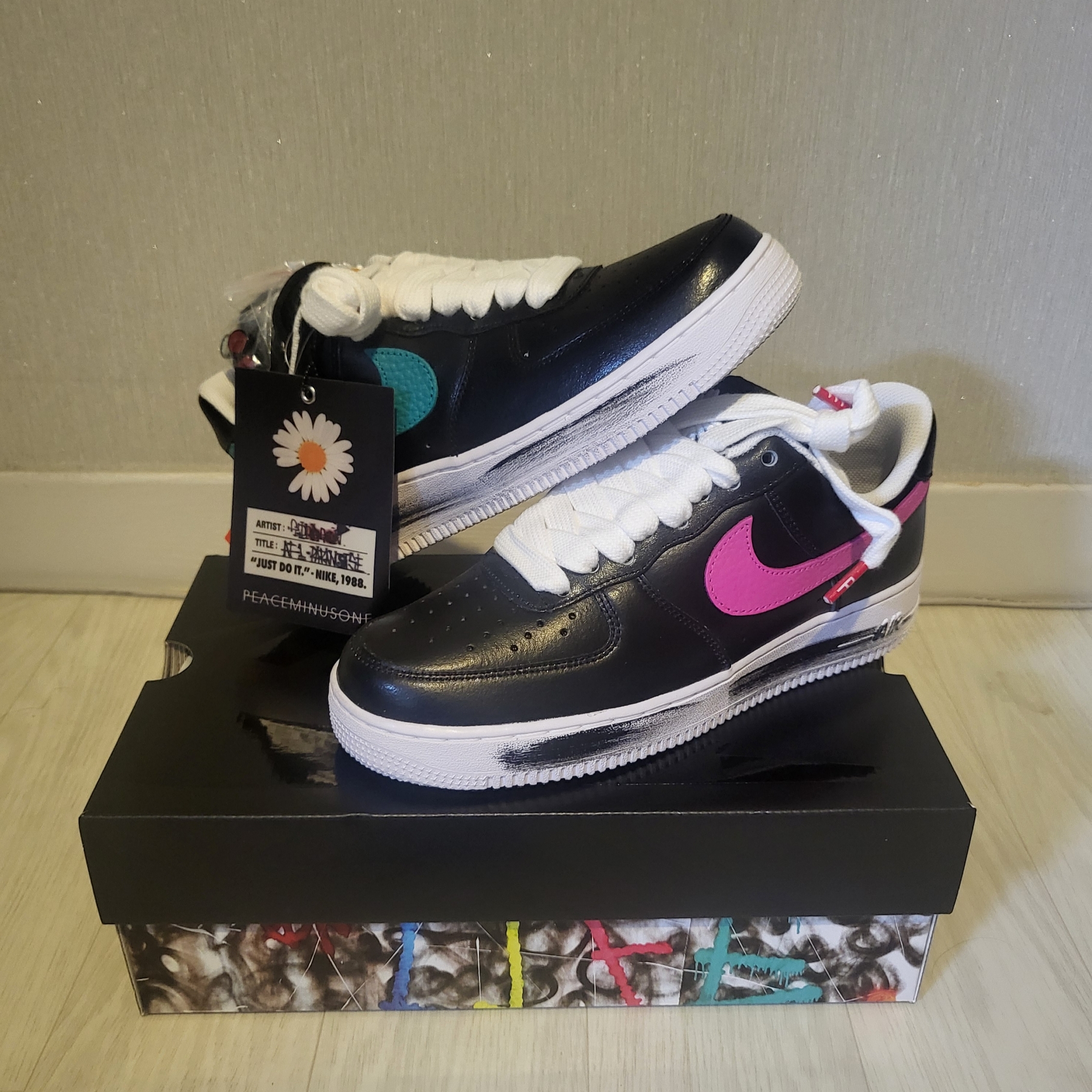 Nike x Peaceminusone Air Force 1 Low Para-Noise 3.0 Black and Multicolor 착용 스타일