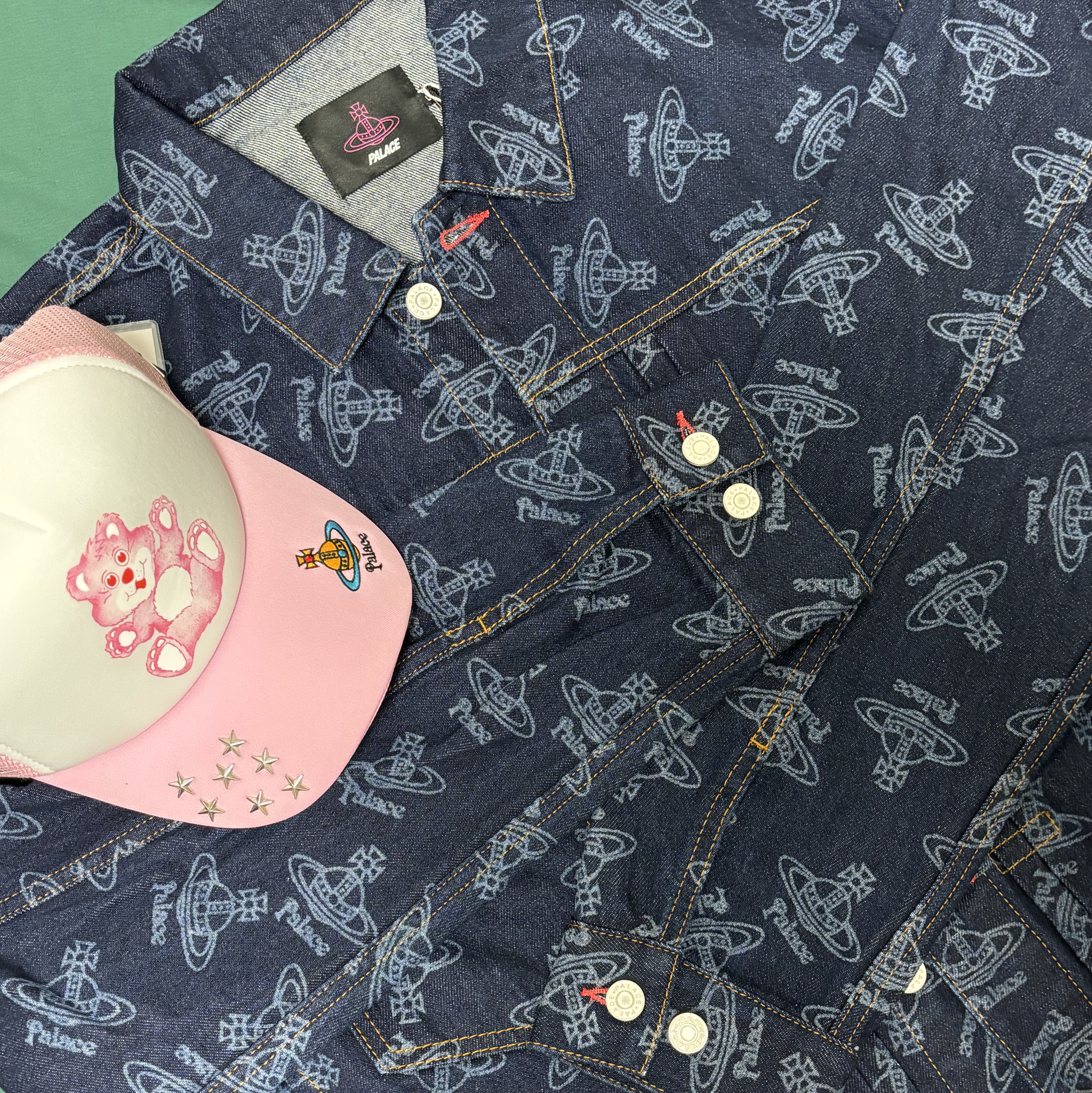 Palace x Vivienne Westwood Trucker Pink - 24FW, Palace x Vivienne Westwood Denim Jacket Indigo - 24FW 착용 스타일