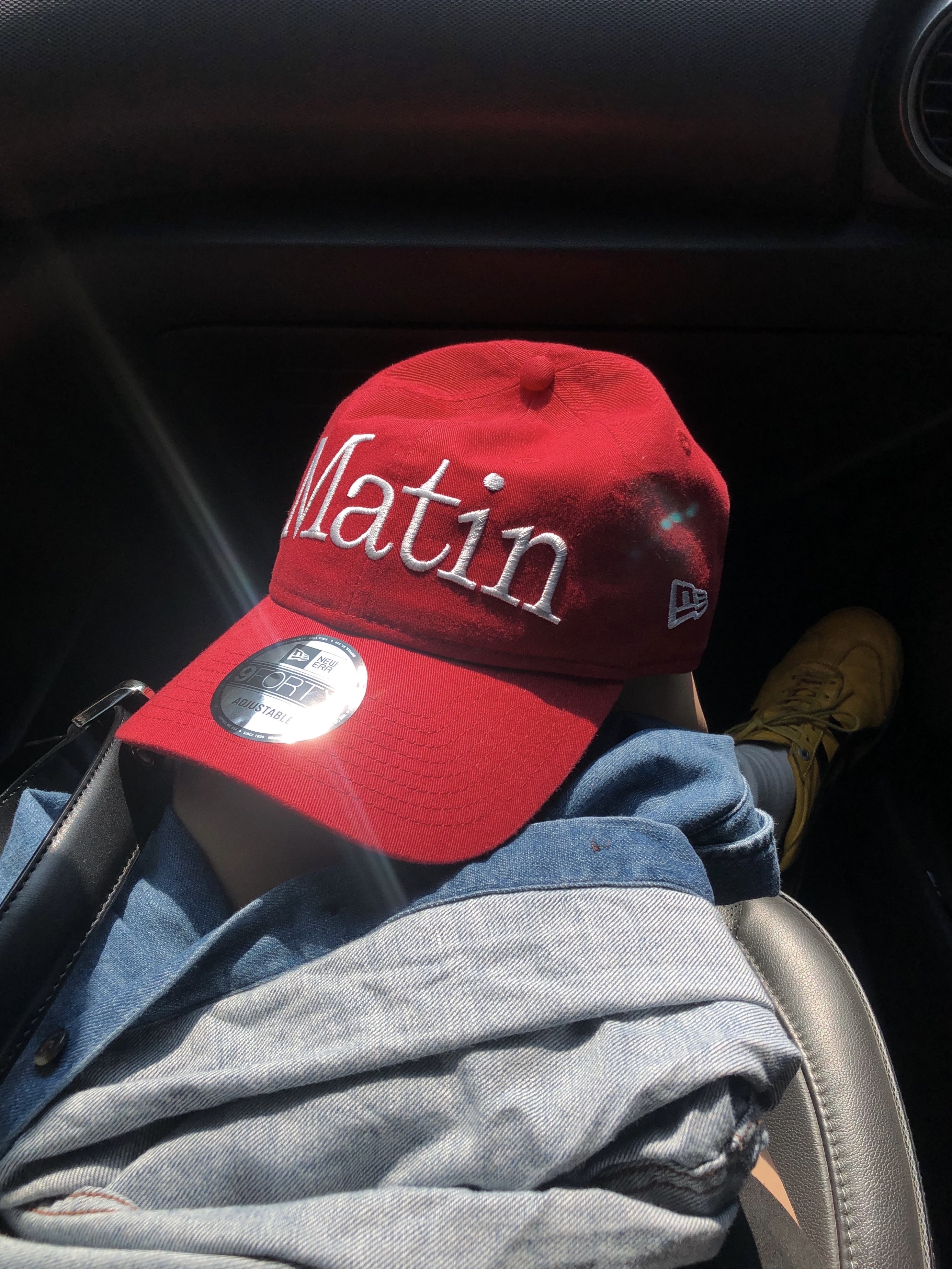 New Era x Matin Kim Basic Unstructured Ball Cap Red, Onitsuka Tiger Mexico 66 SD Yellow Black 착용 스타일 - 3