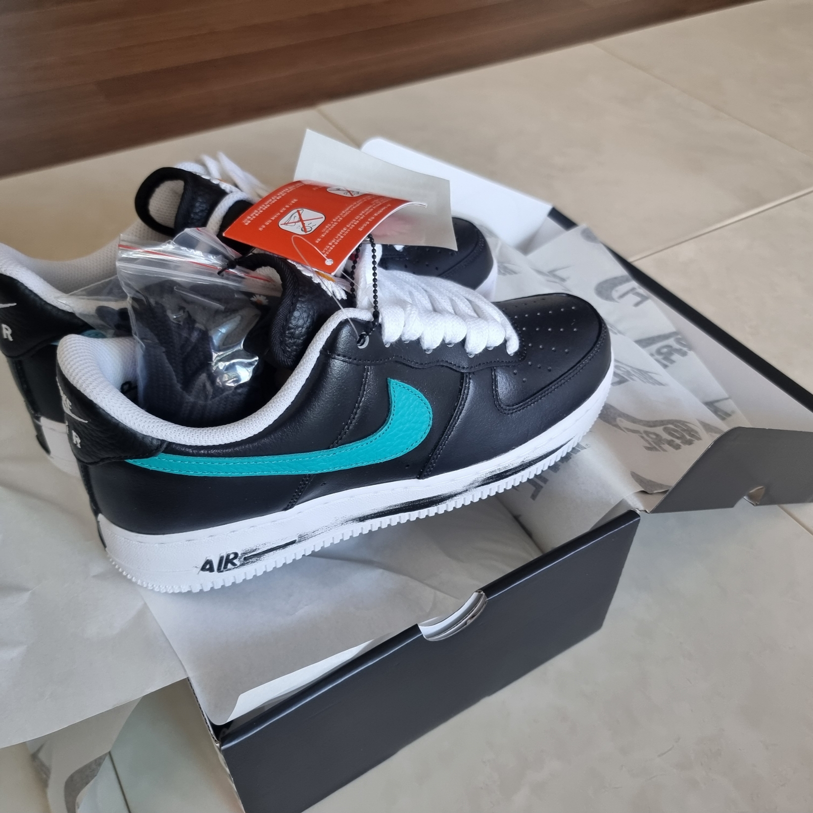 Nike x Peaceminusone Air Force 1 Low Para-Noise 3.0 Black and Multicolor 착용 스타일 - 1
