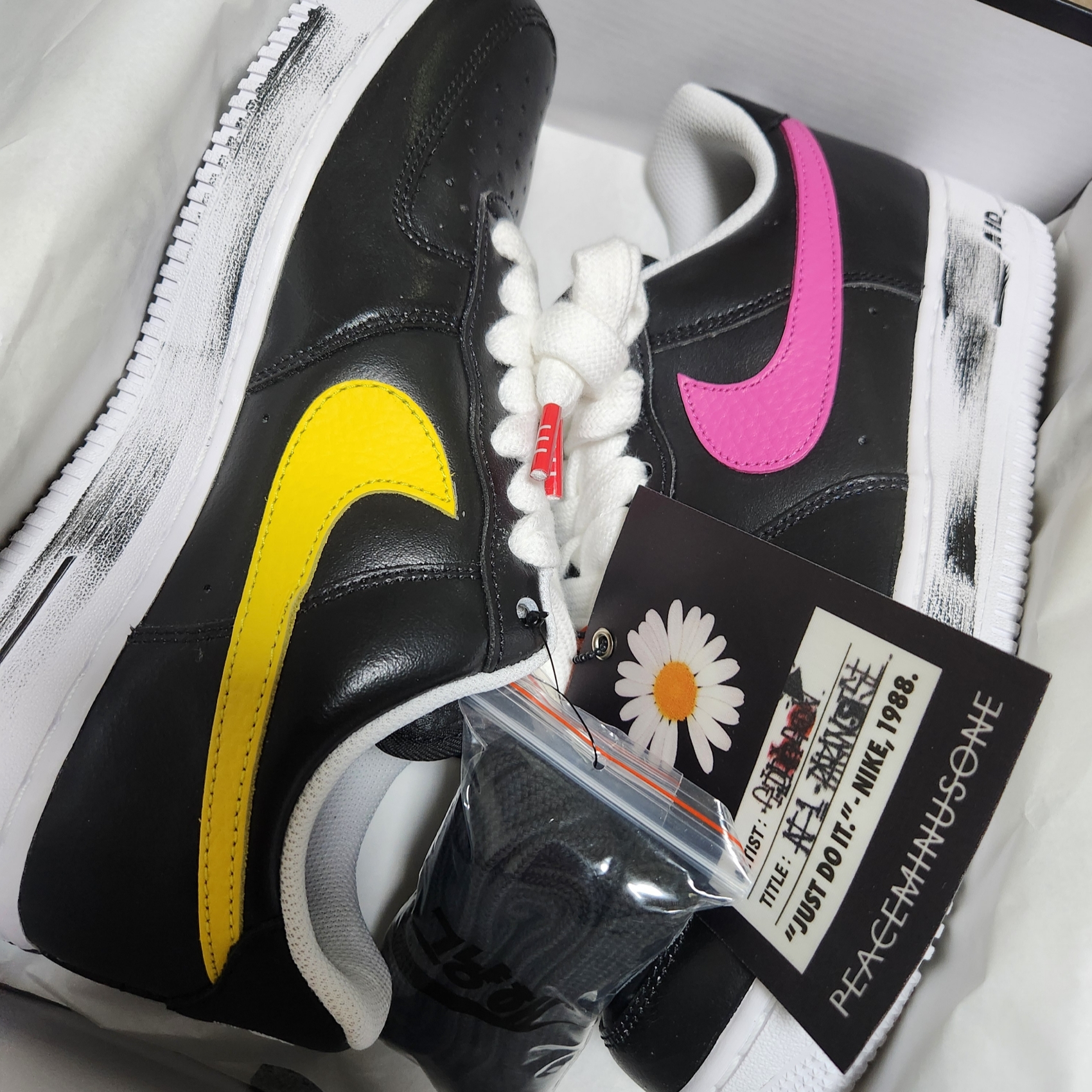 Nike x Peaceminusone Air Force 1 Low Para-Noise 3.0 Black and Multicolor 착용 스타일 - 2
