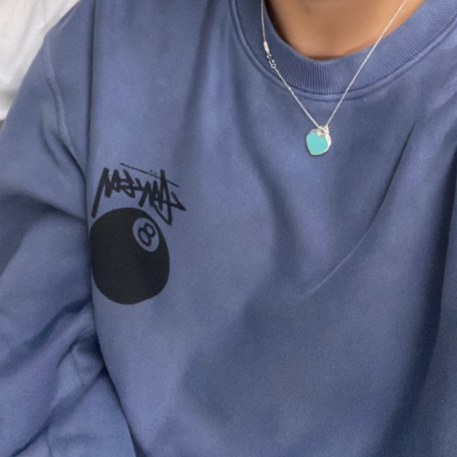 Stussy 8 Ball Crew Pigment Dyed Navy 착용 스타일