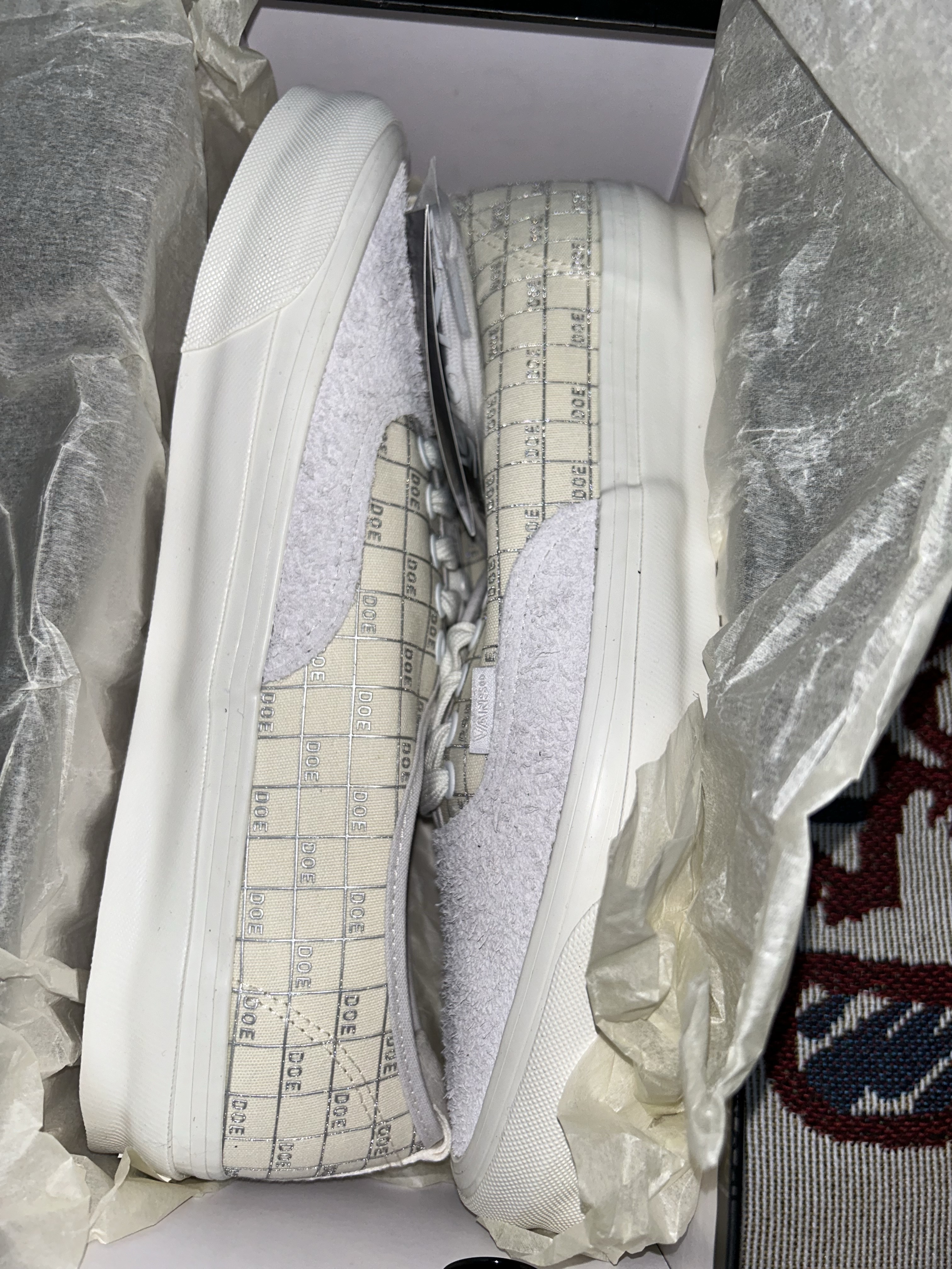 Vans DOE Vault Authentic LX Cream 착용 스타일 - 6