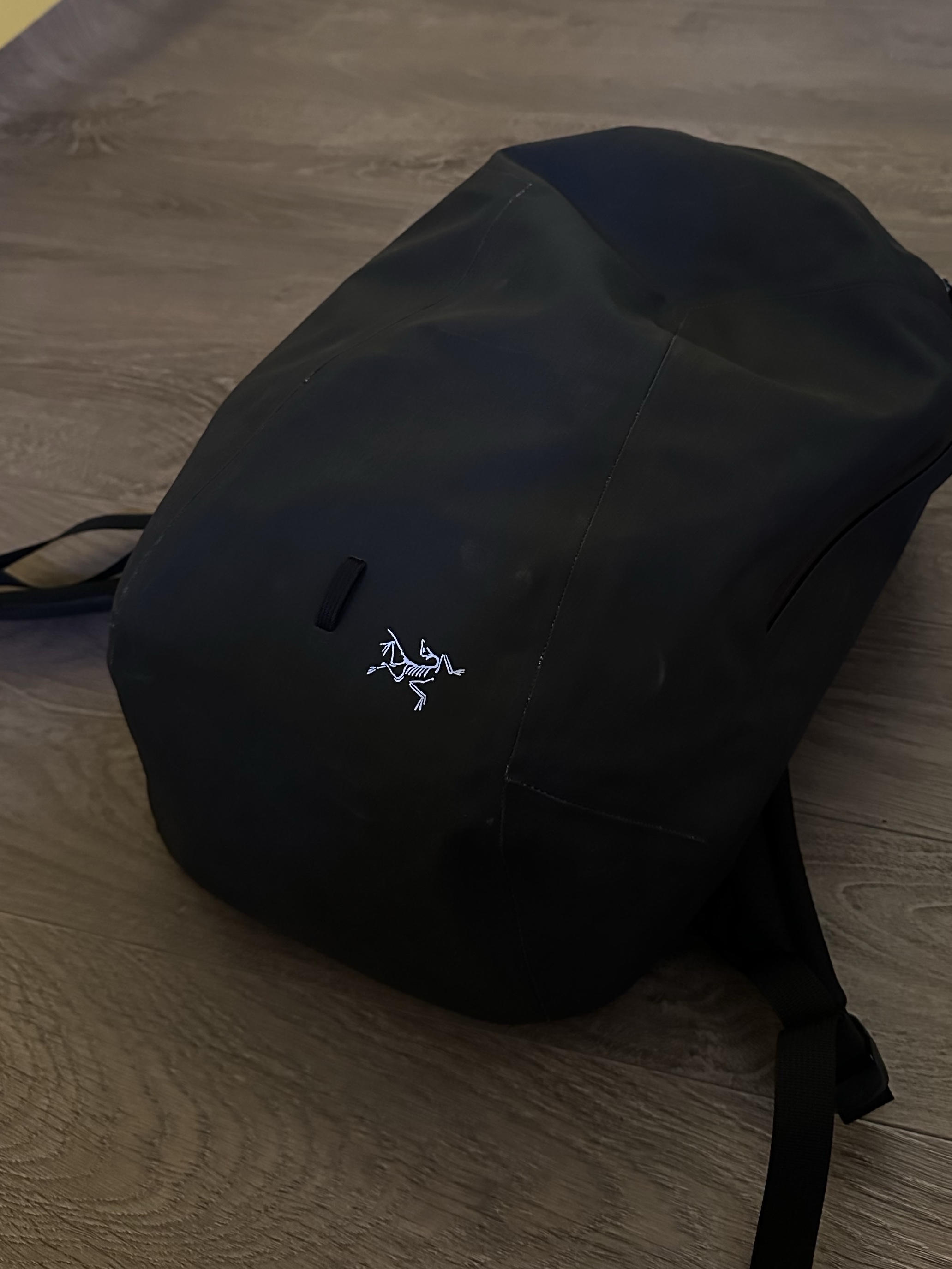 Arc'teryx Granville 16 Backpack Black 착용 스타일