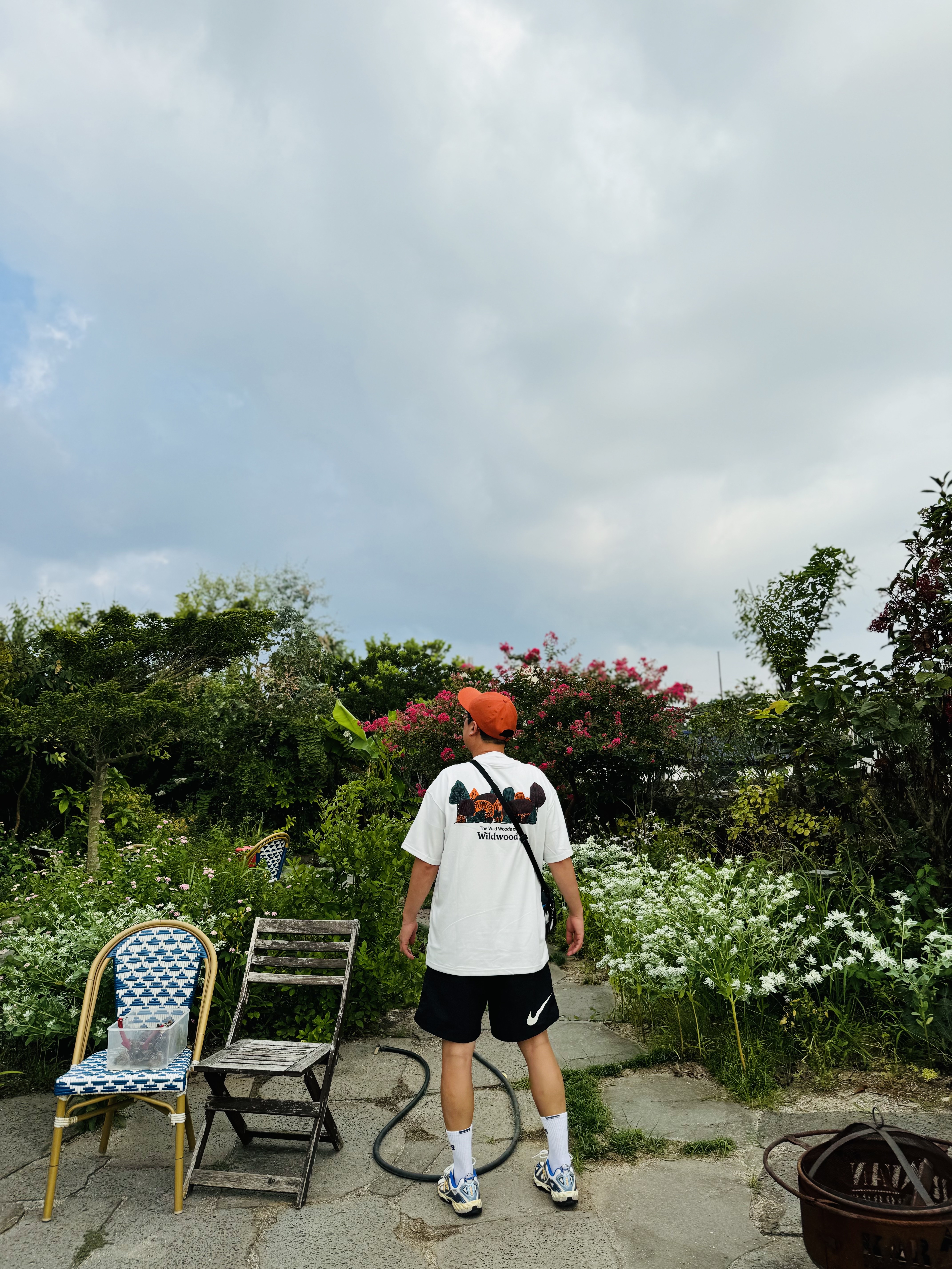 Stussy Basic Stock Low Pro Cap Dusty Orange, Nike ACG Wildwood T-Shirt Summit White - US/EU 착용 스타일 - 1