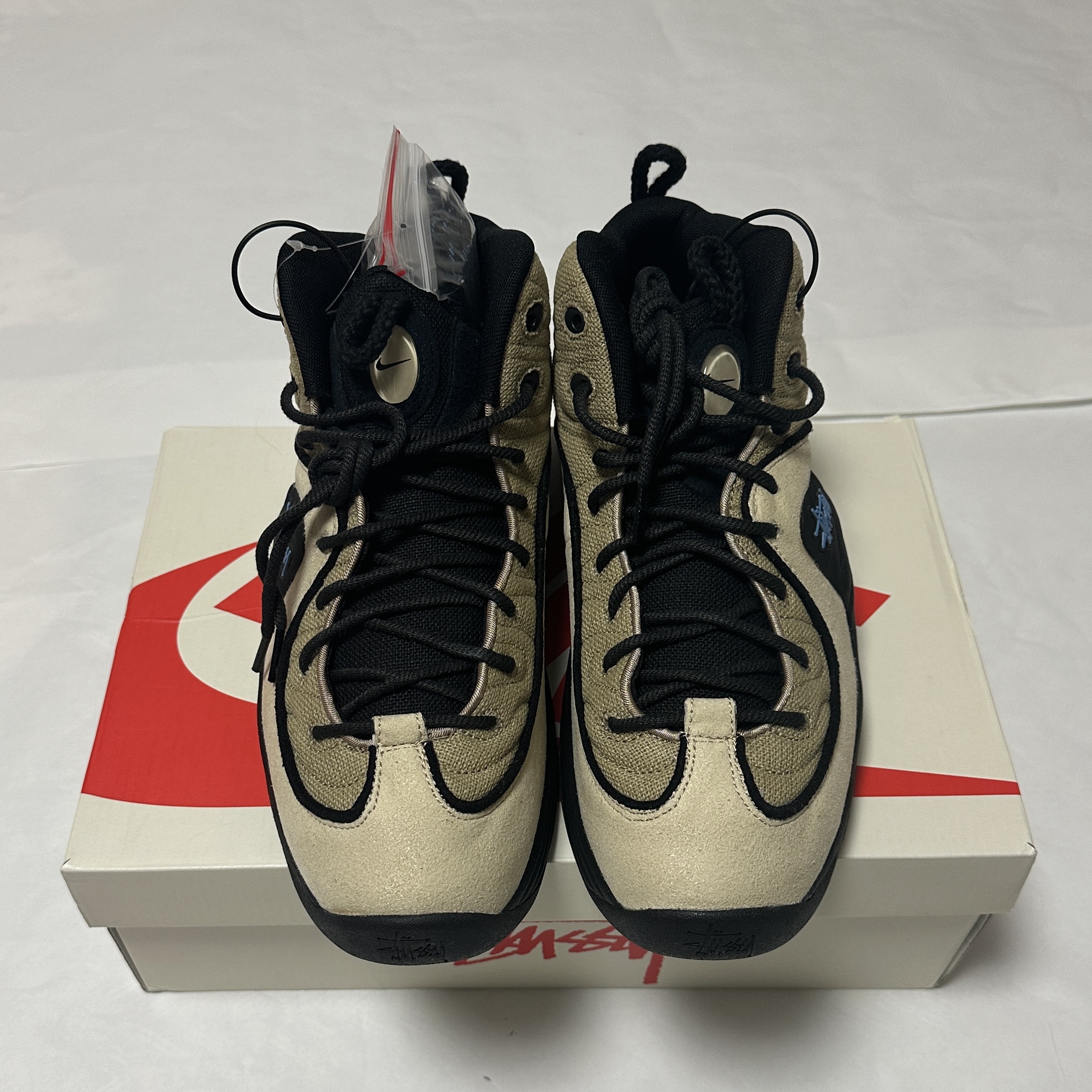 Nike x Stussy Air Penny II Rattan and Limestone 착용 스타일 - 1