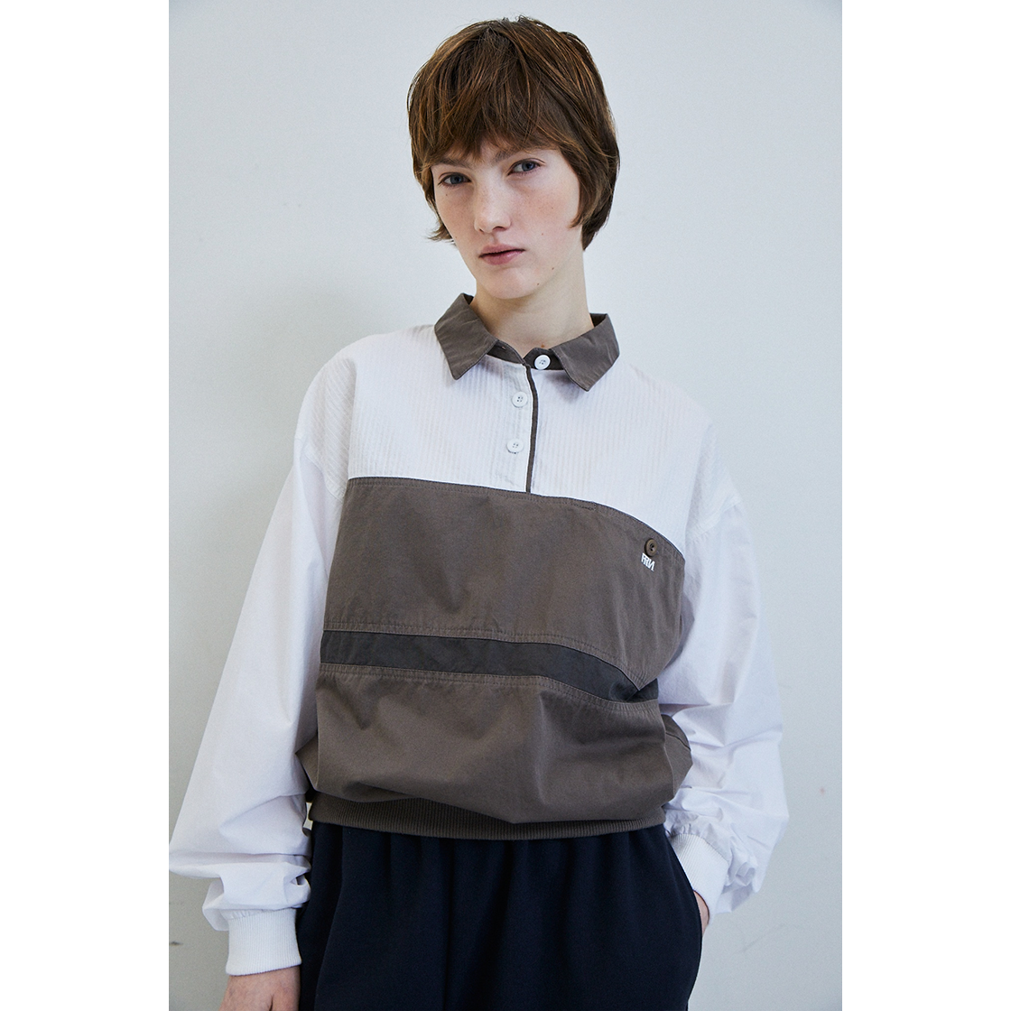 FARVEN Cotton Collar Sweatshirt Deep Taupe 상세 이미지 2