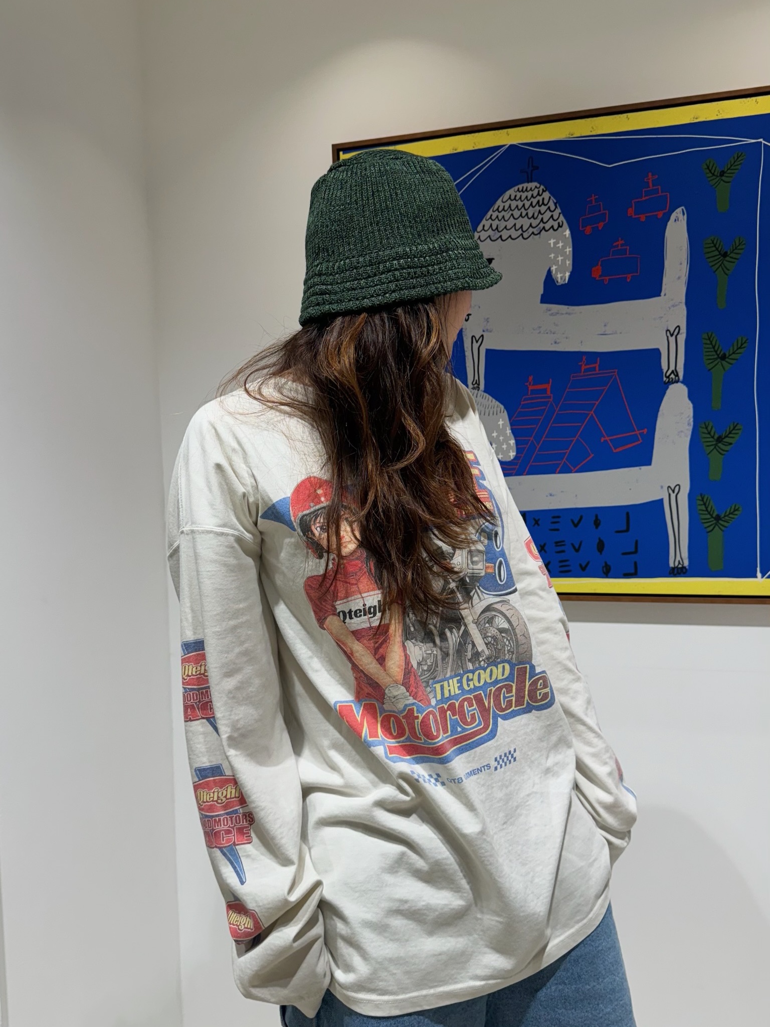 QT8 GARMENTS TL Ace Motors Vintage Washed Long Sleeve Ecru, Stussy Bucket Hat Marl Knit Green 착용 스타일 - 3