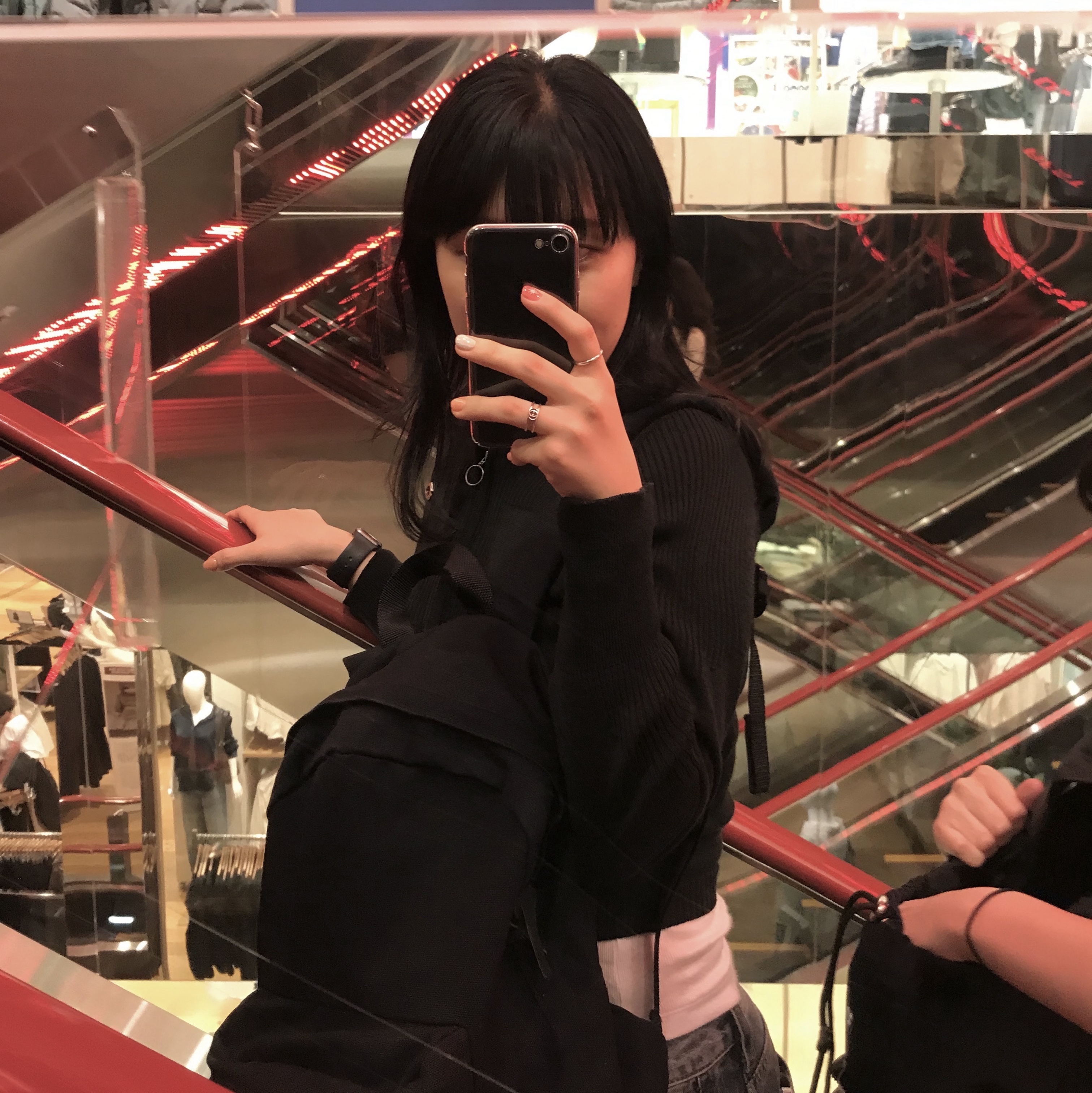 Supreme Canvas Backpack Black, (W) Mischief Rhombus Knitted Hoodie Black 착용 스타일