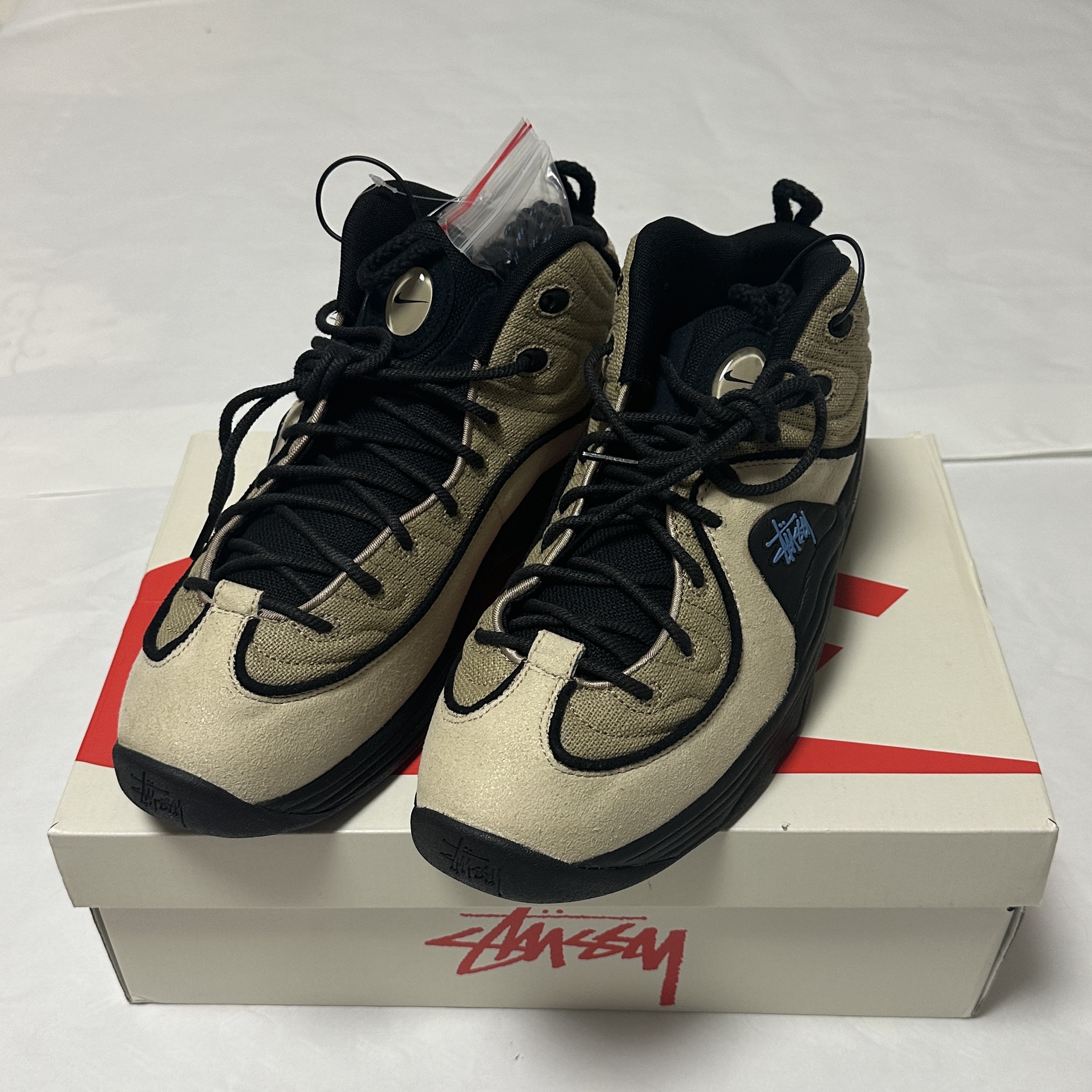 Nike x Stussy Air Penny II Rattan and Limestone 착용 스타일 - 3