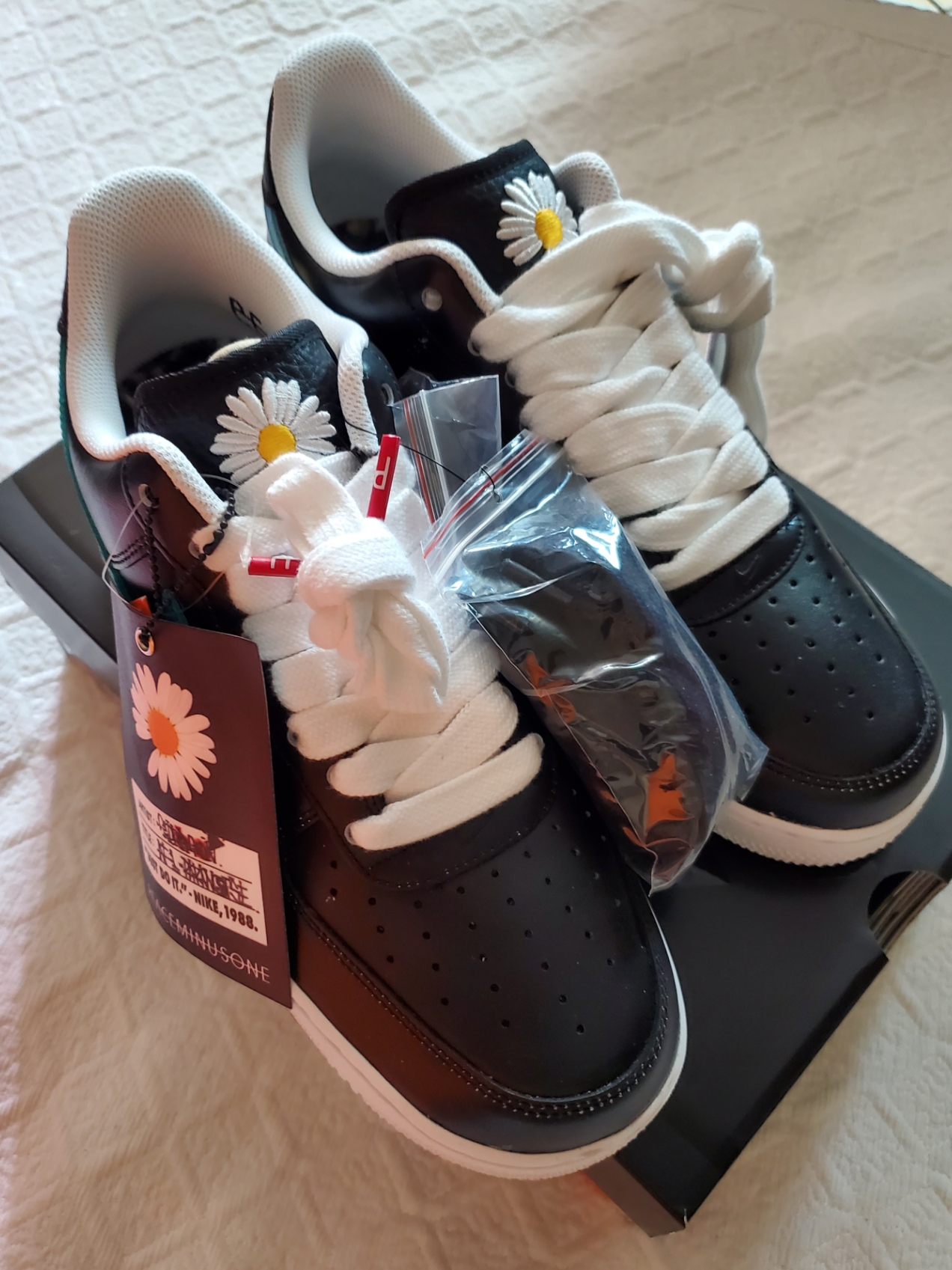 Nike x Peaceminusone Air Force 1 Low Para-Noise 3.0 Black and Multicolor 착용 스타일