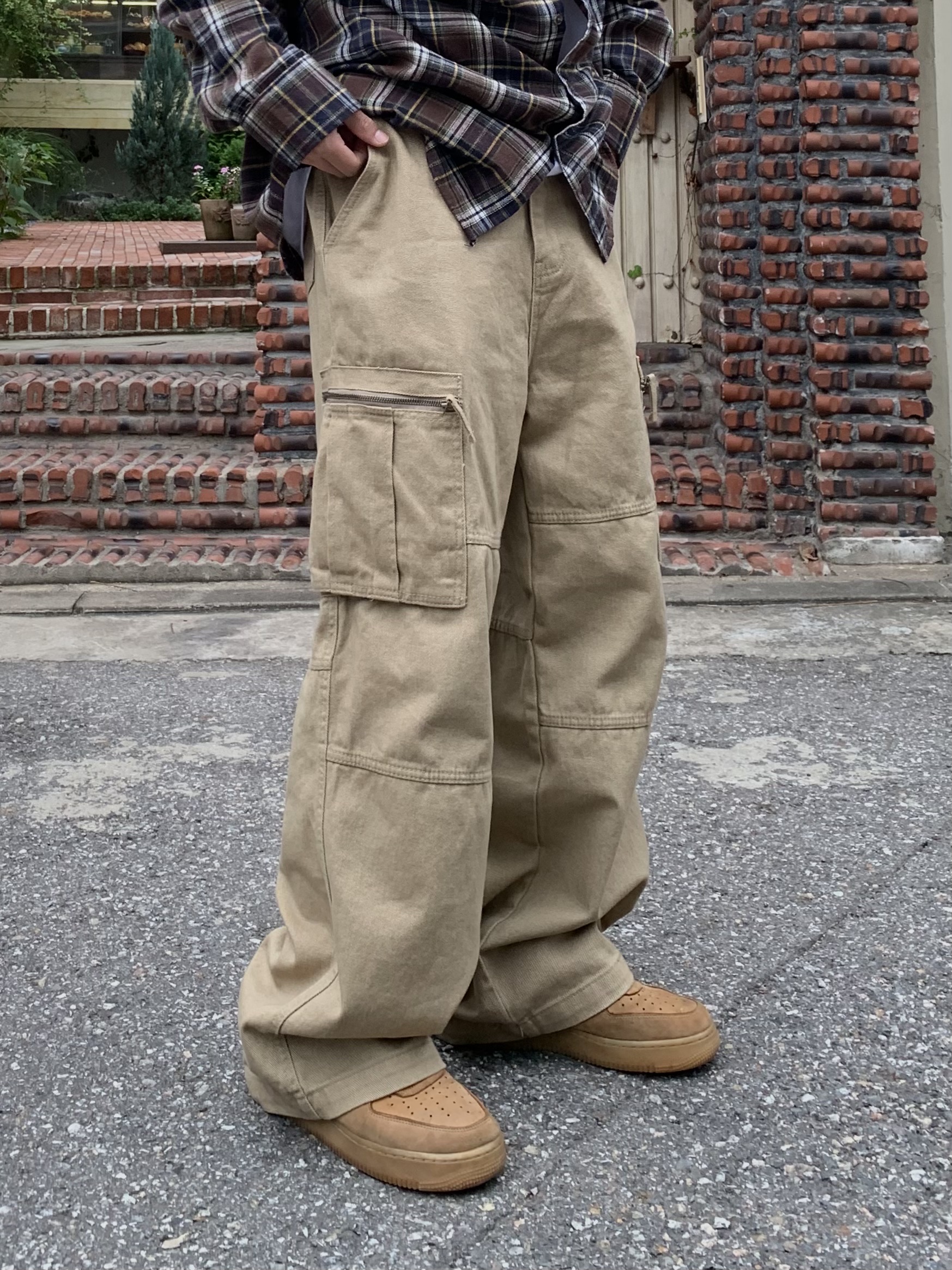 Nike Air Force 1 '07 WB Flax 착용 스타일 - 4