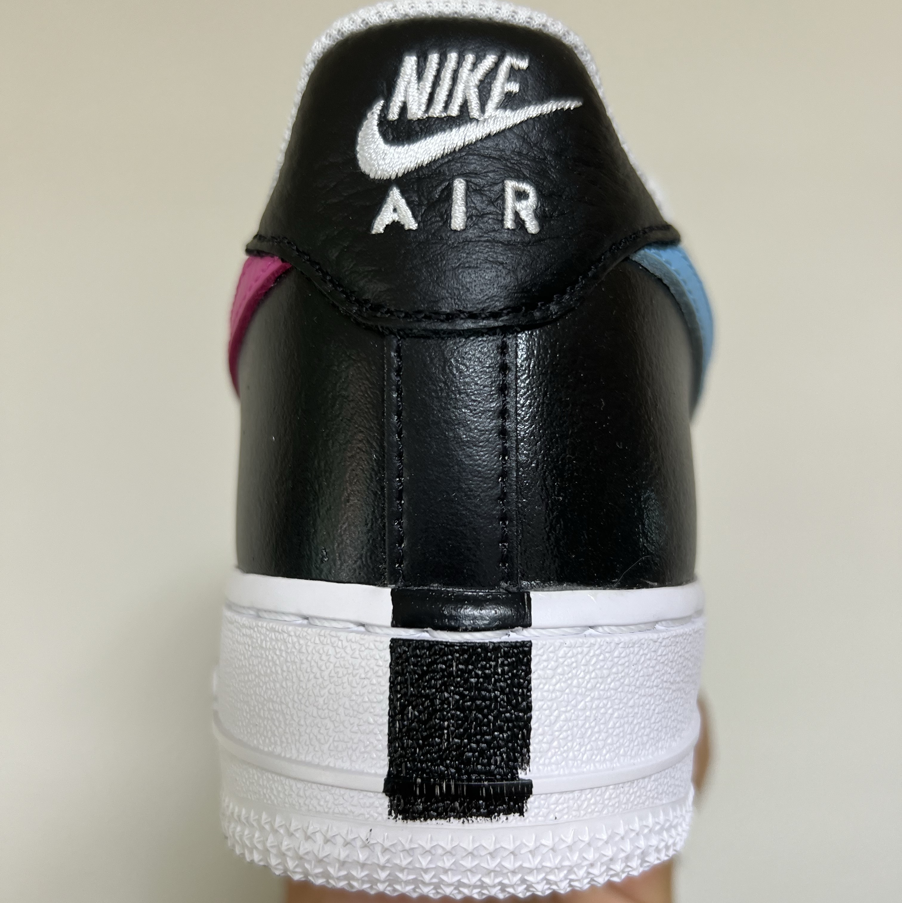 Nike x Peaceminusone Air Force 1 Low Para-Noise 3.0 Black and Multicolor 착용 스타일 - 3