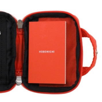 Porter x Hobonichi Techo Mini Stroll Wallet Orange 착용 스타일 - 2
