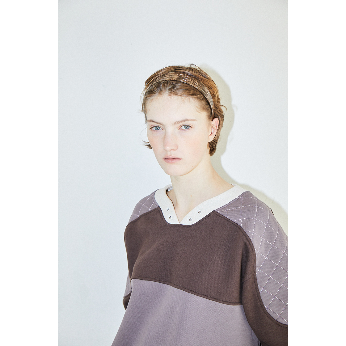 파르벵 Beton 퀼팅 스웨트셔츠 브라운(FARVEN Beton Quilting Sweatshirt Brown) - 2